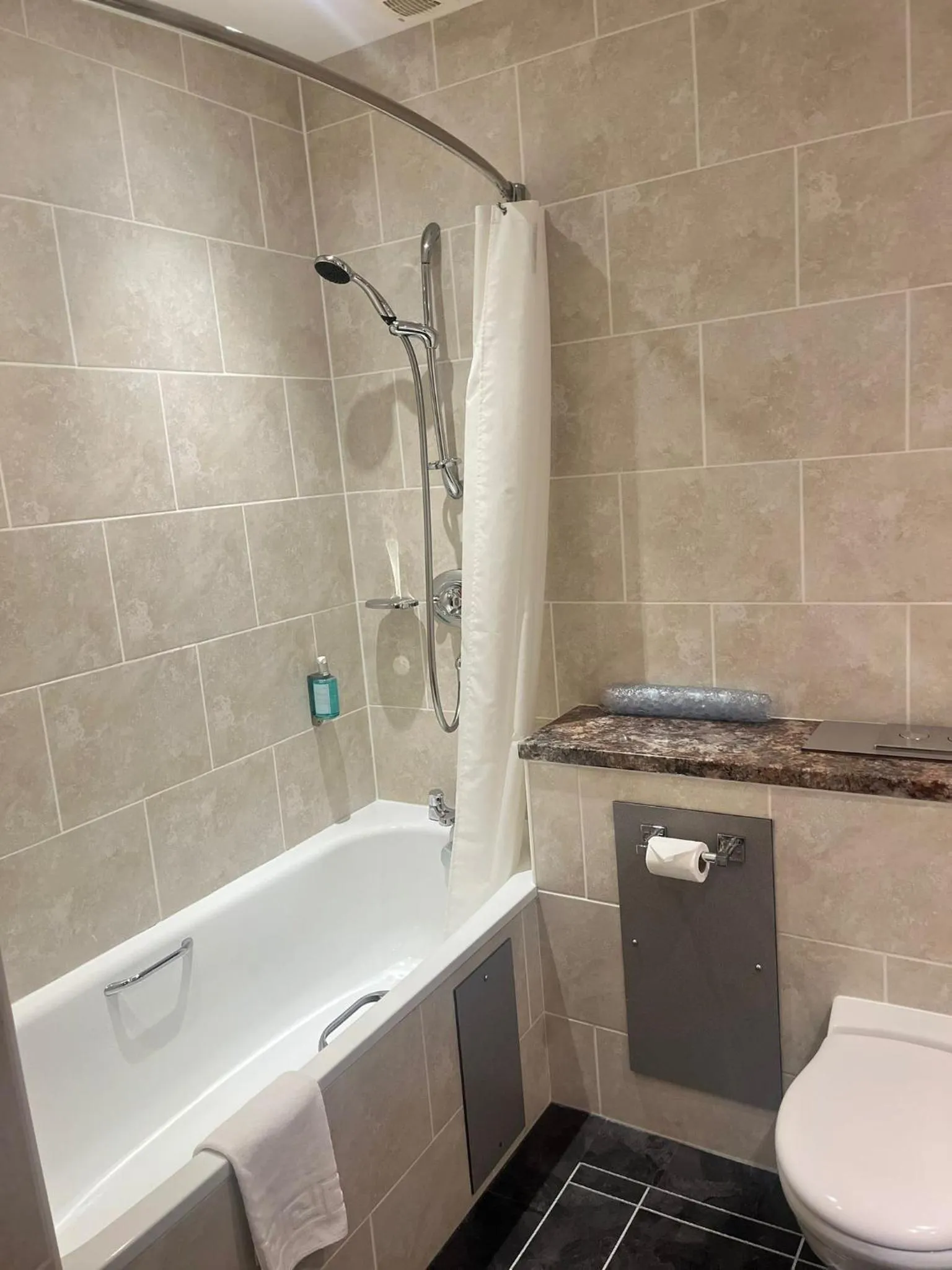 Bathroom in Best Western Balgeddie House Hotel