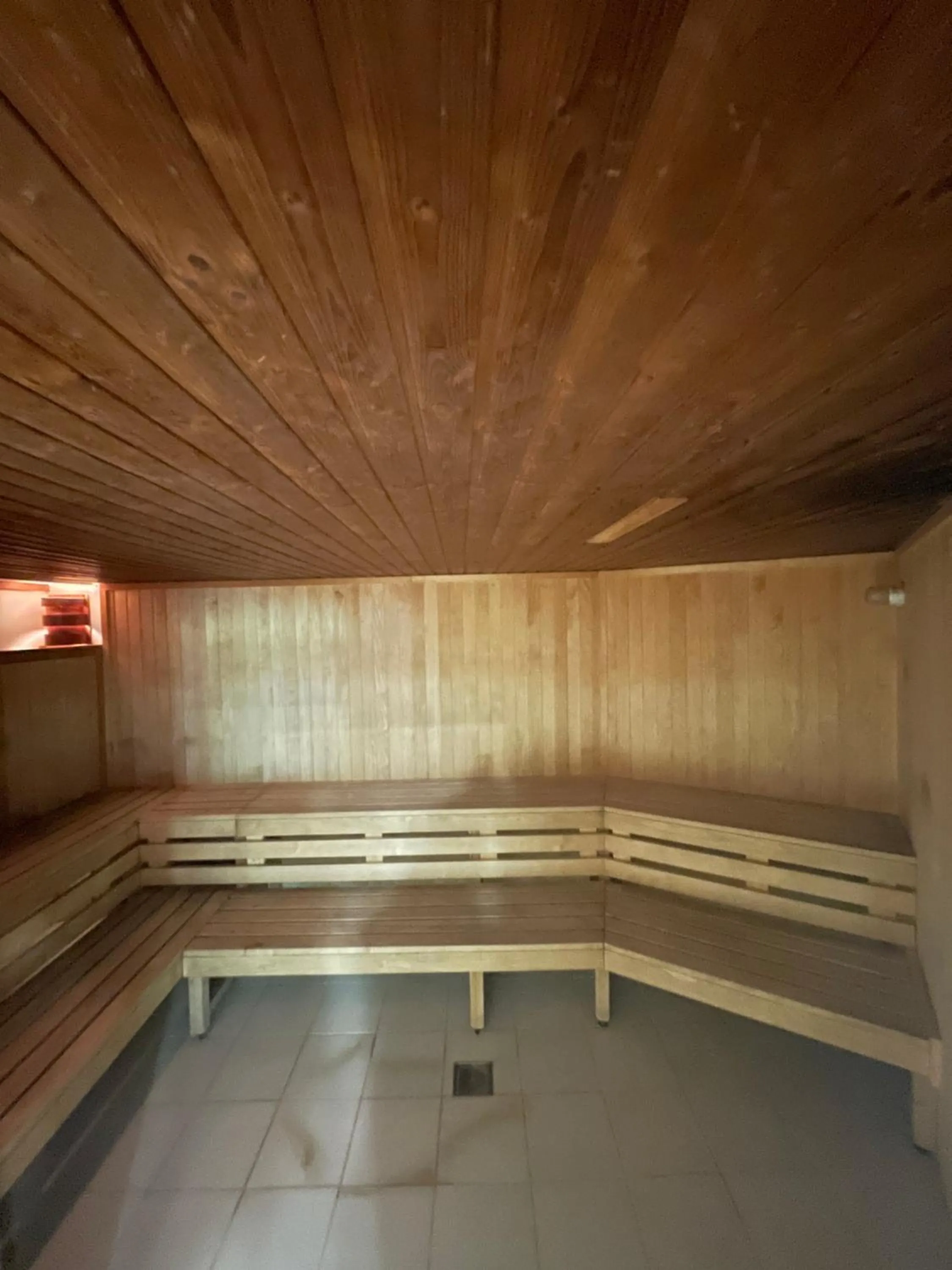 Sauna in Best Western Balgeddie House Hotel