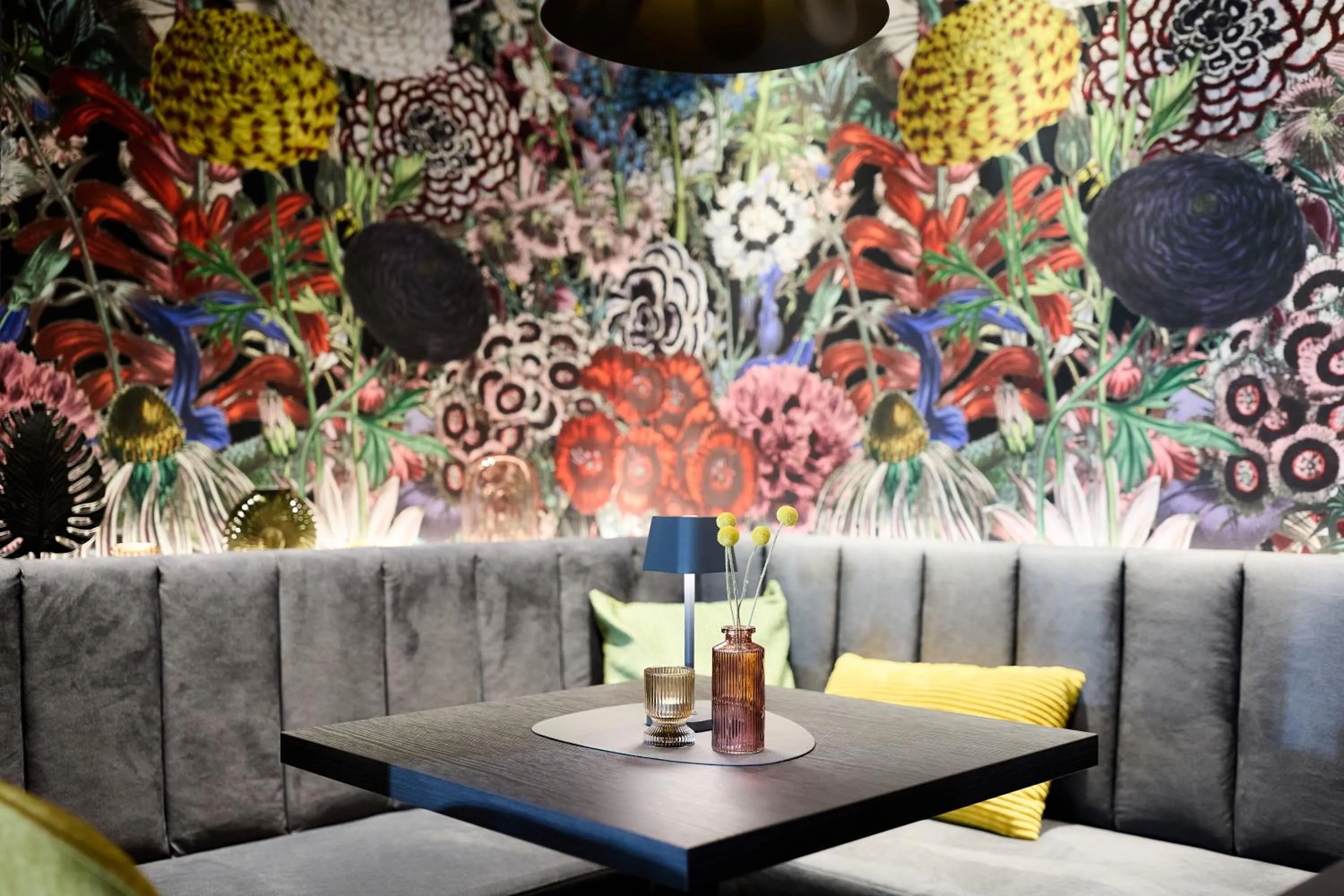 Restaurant/places to eat in Boutique Hotel Diana