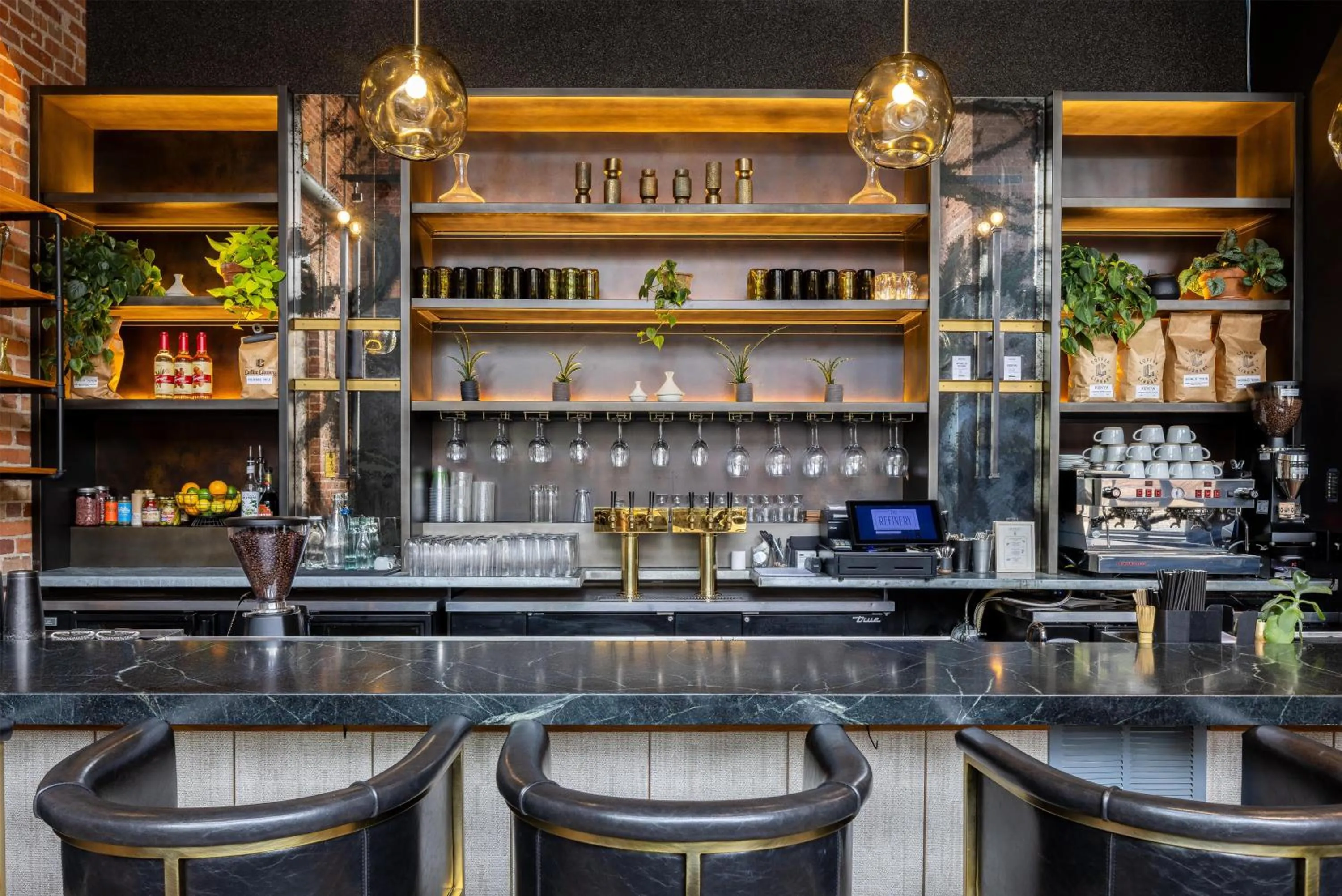 Lounge or bar in Foundry Hotel Asheville, Curio Collection By Hilton