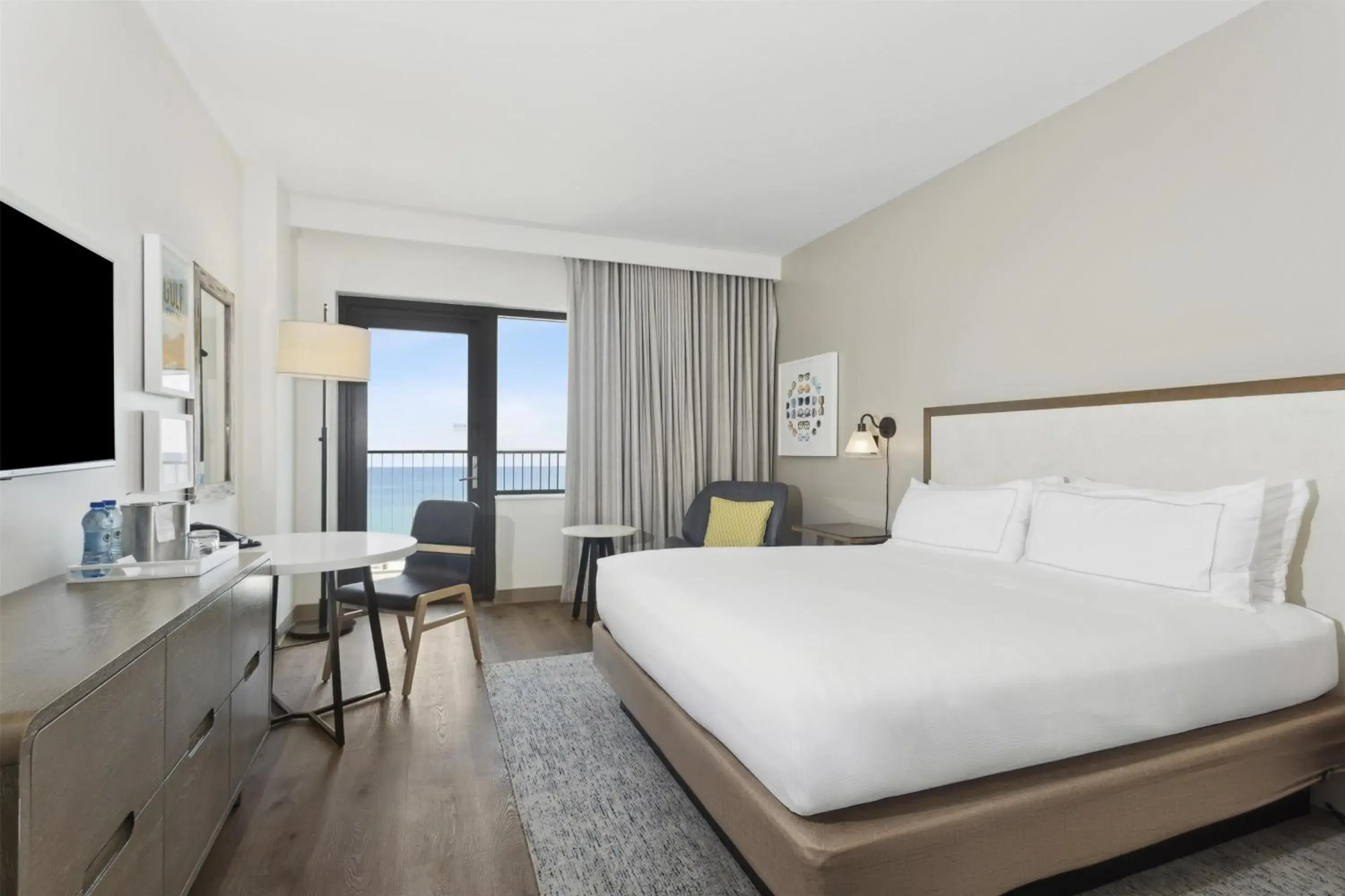 Bed in The Lodge at Gulf State Park, A Hilton Hotel Bed in The Lodge at Gulf State Park, A Hilton Hotel