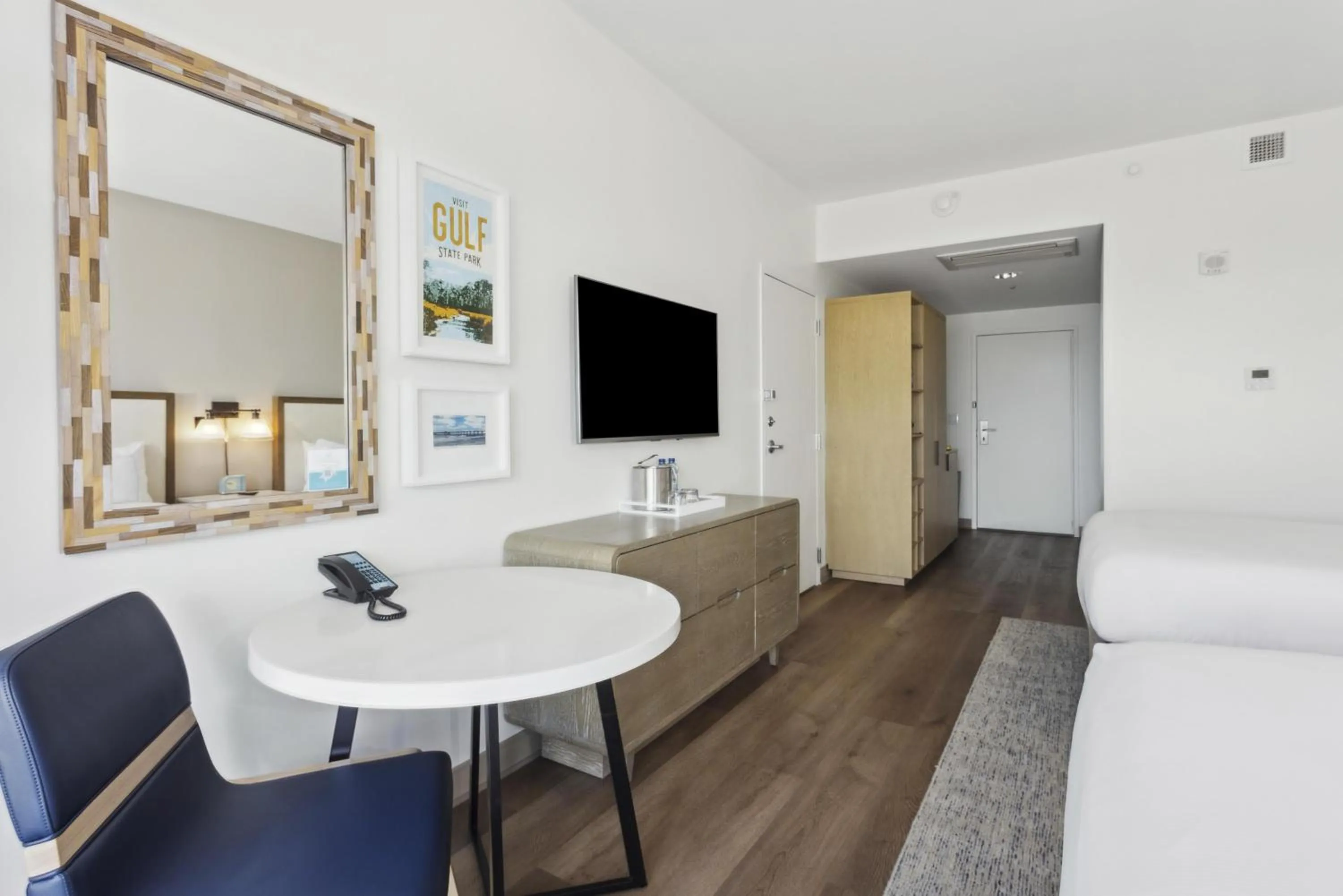 Bed in The Lodge at Gulf State Park, A Hilton Hotel