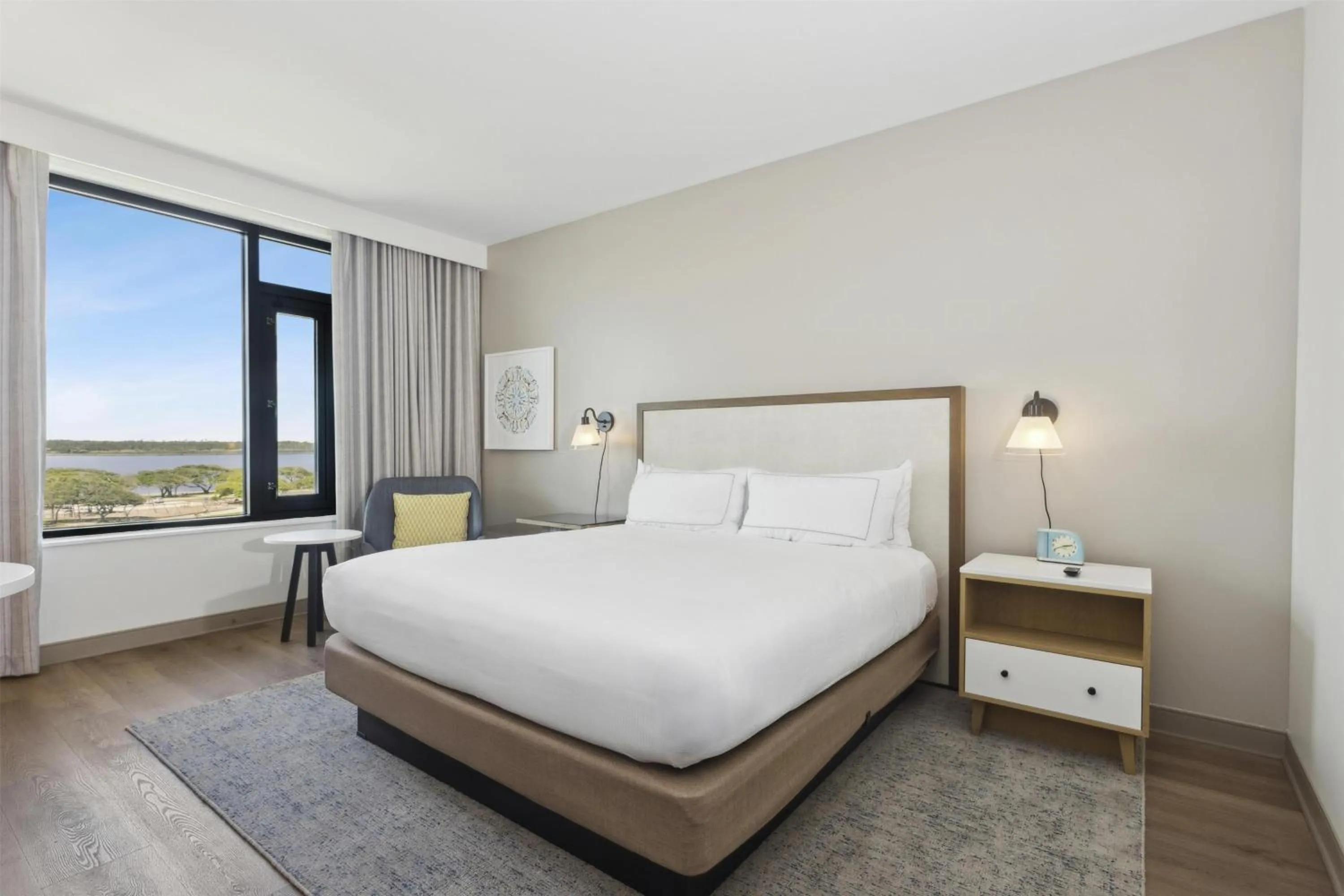 Bed in The Lodge at Gulf State Park, A Hilton Hotel