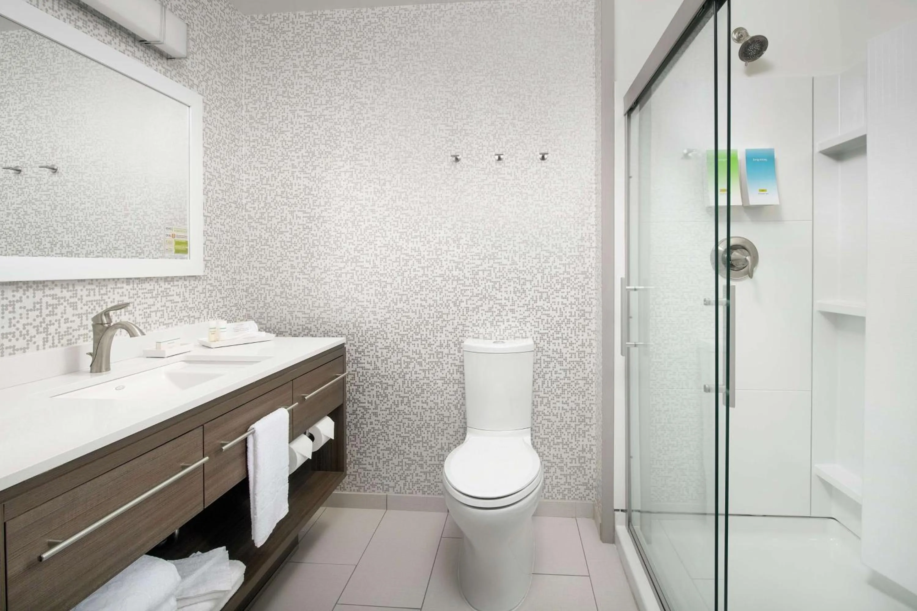 Bathroom in Home2 Suites By Hilton Longmont