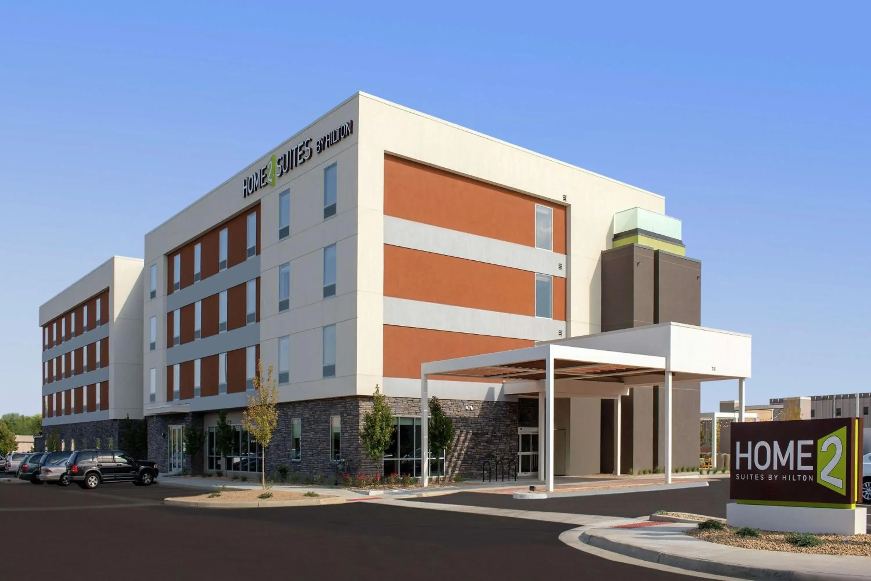 Property building in Home2 Suites By Hilton Longmont Property building in Home2 Suites By Hilton Longmont