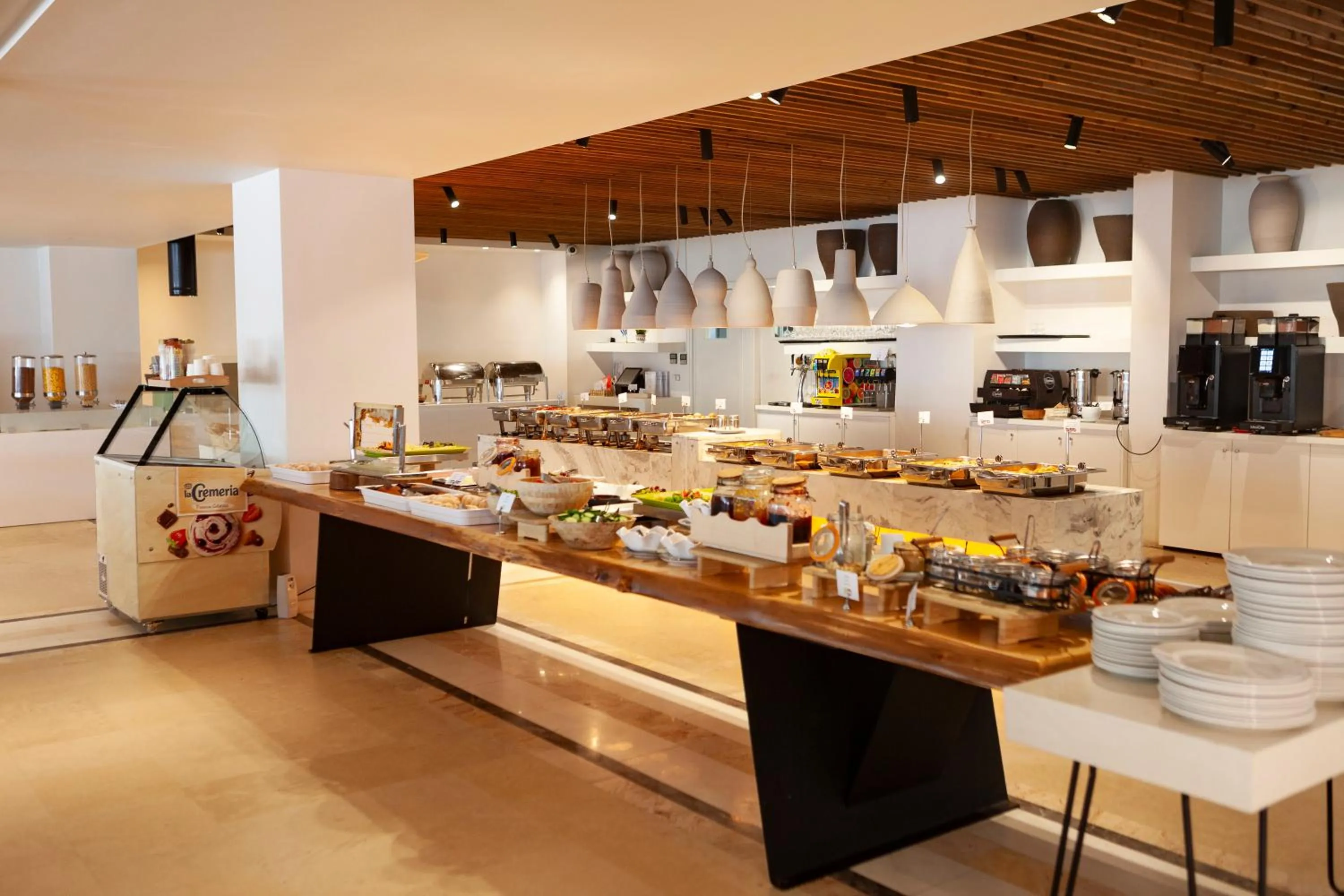 Buffet breakfast in Amaronda Resort & Spa Eretria