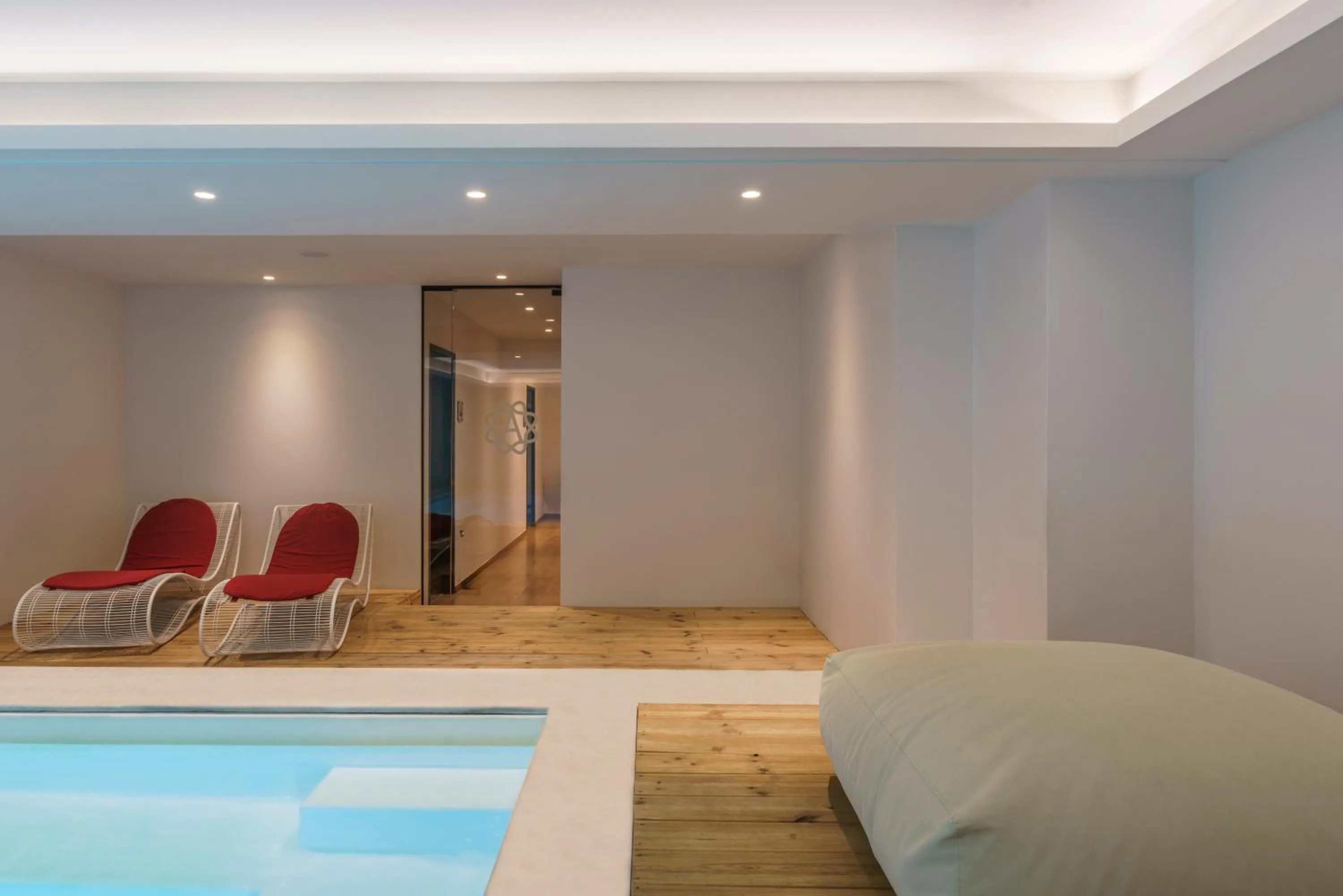 Swimming pool in Amaronda Resort & Spa Eretria