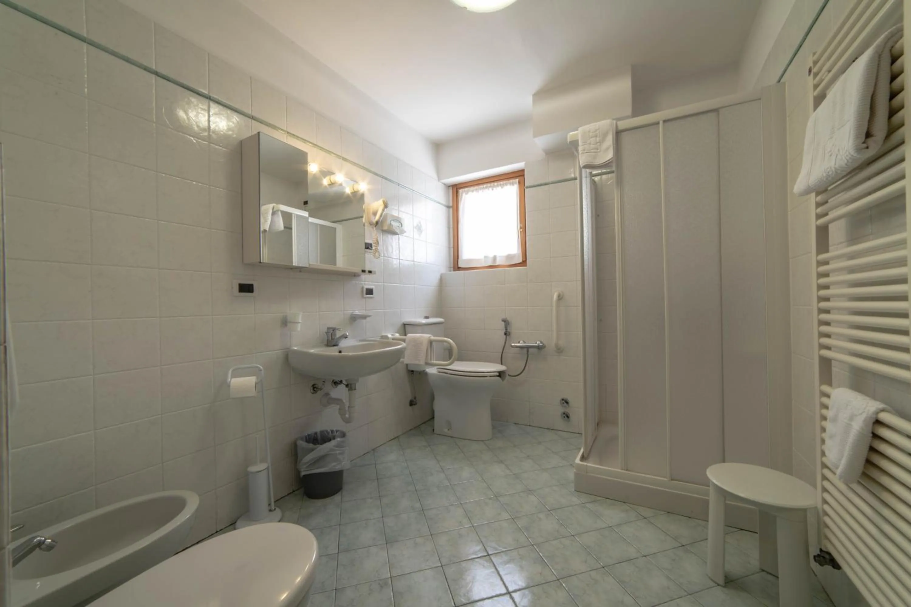 Bathroom in Hotel Beau Sejour Pré-Saint-Didier