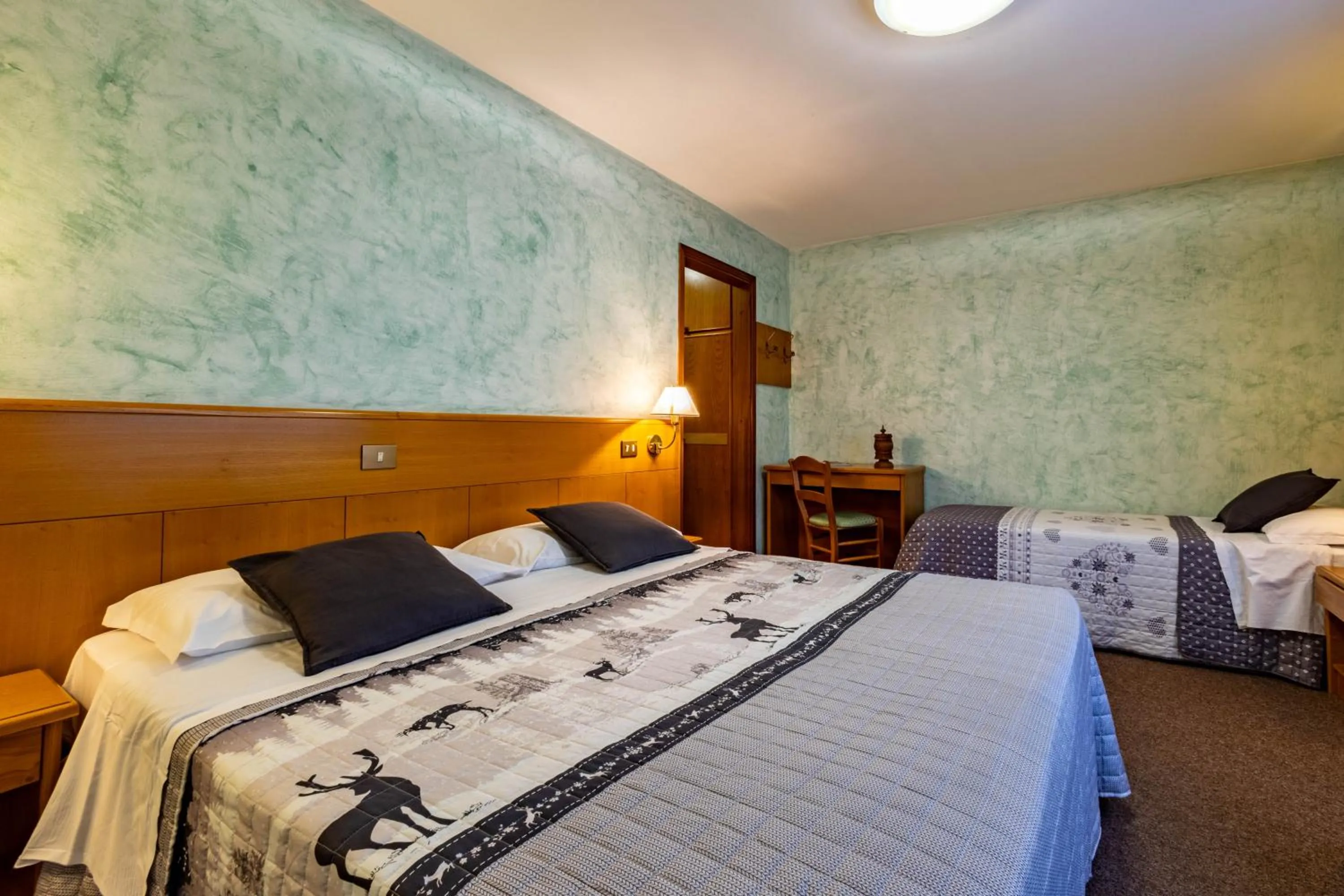 Bedroom, Bed in Hotel Beau Sejour Pré-Saint-Didier