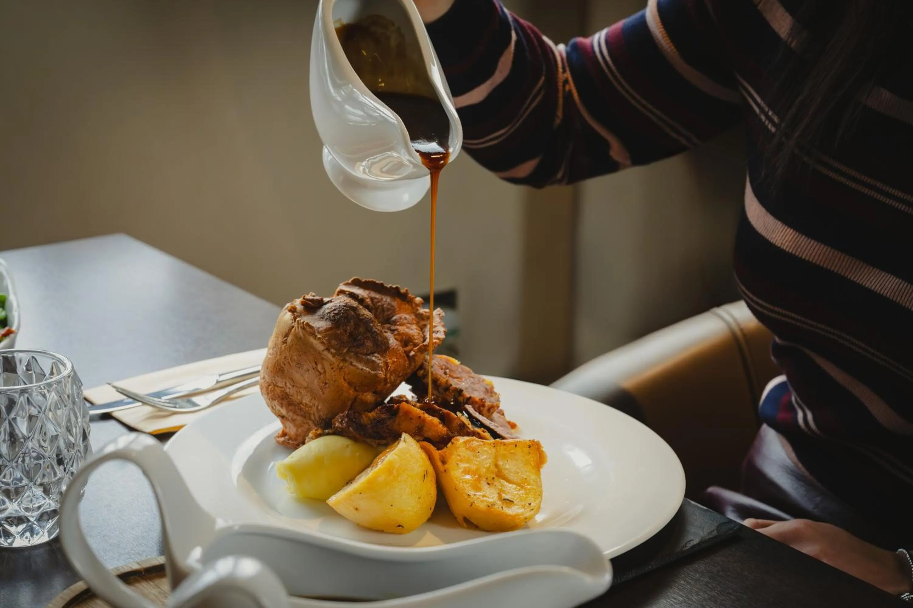 Food and drinks in Brackenborough Hotel, BW Signature Collection