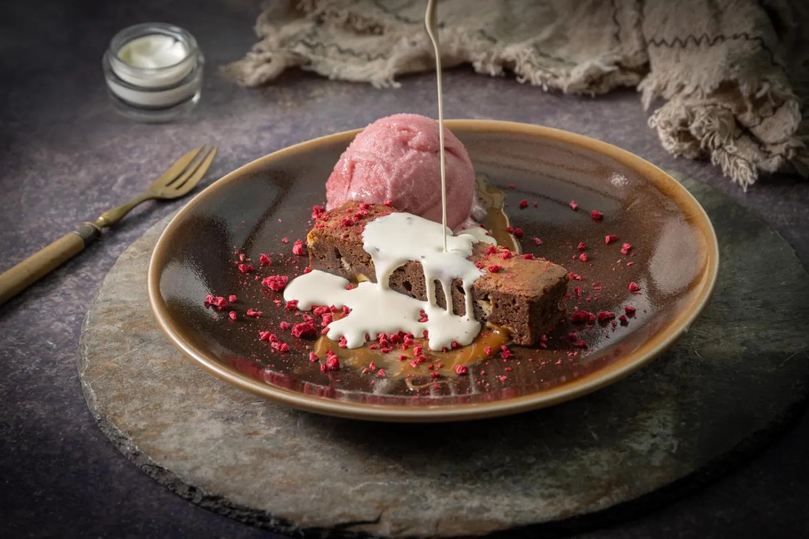 Food and drinks in Brackenborough Hotel, BW Signature Collection