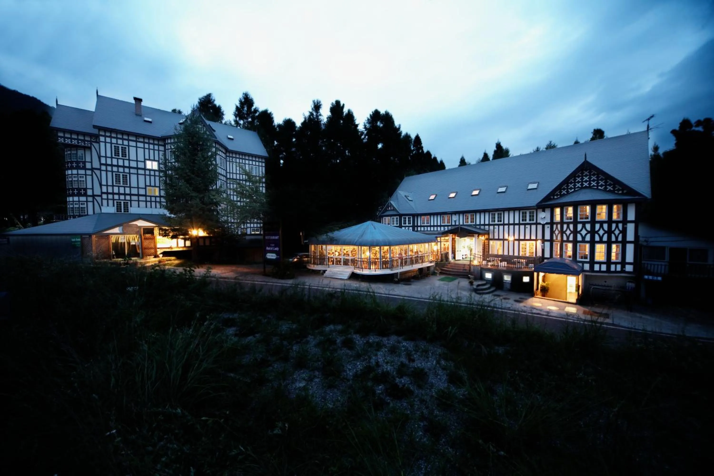 Facade/entrance in Hakuba Sun Valley Hotel