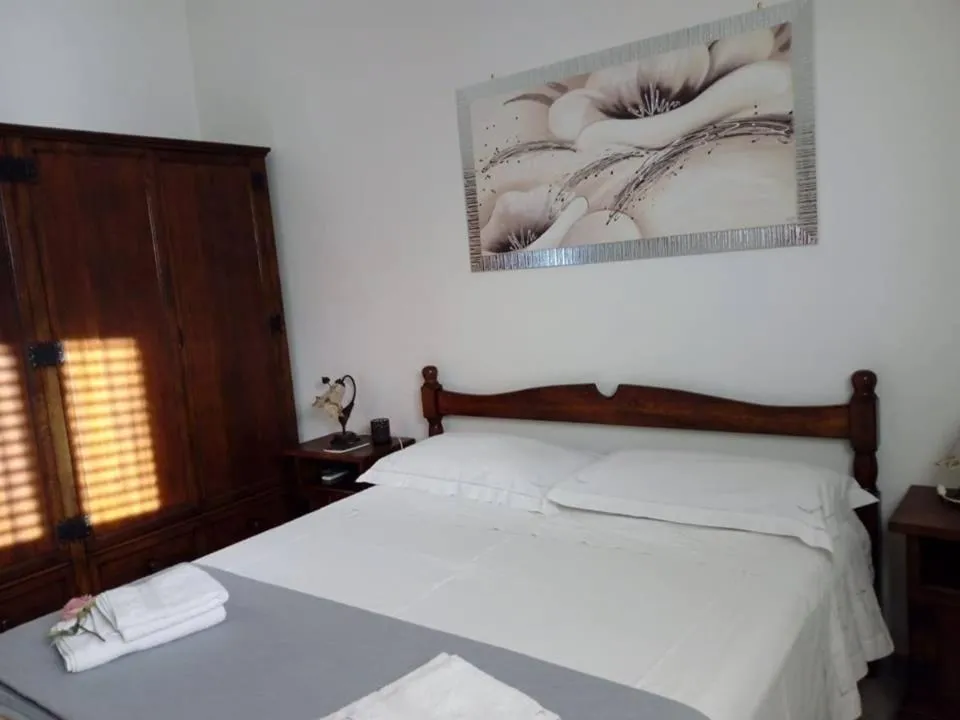 Photo of the whole room, Bed in B&B Lo Scrigno del Salento
