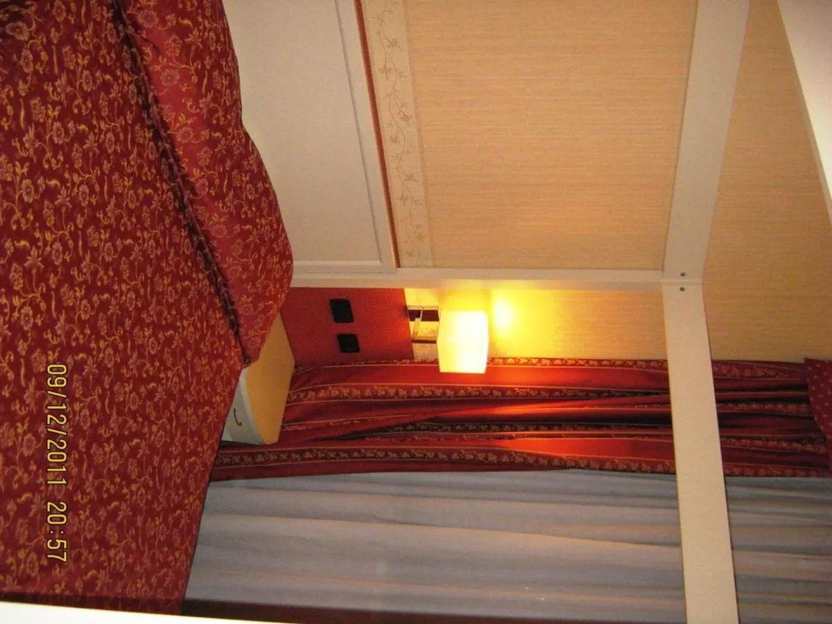 Decorative detail, Bed in Hotel Mosca