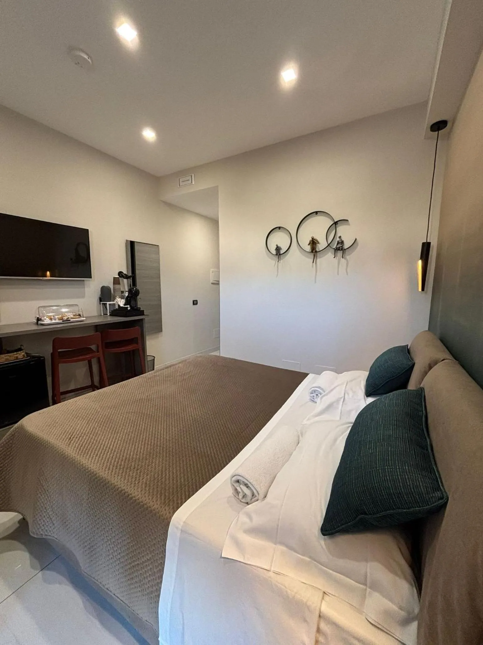 Bedroom, Bed in Estate4home - ChristAl