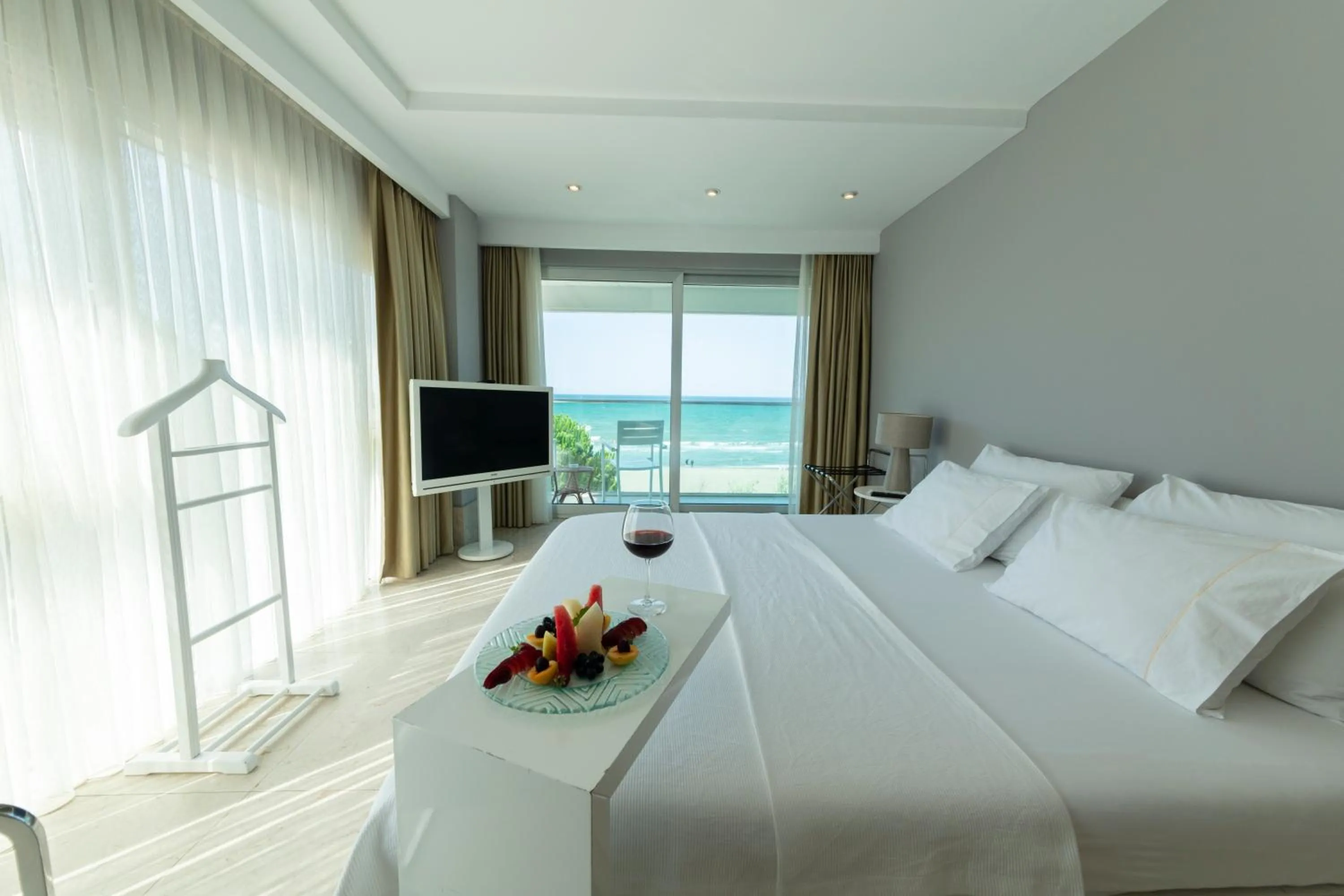 Photo of the whole room, Bed in Venn Boutique Hotel