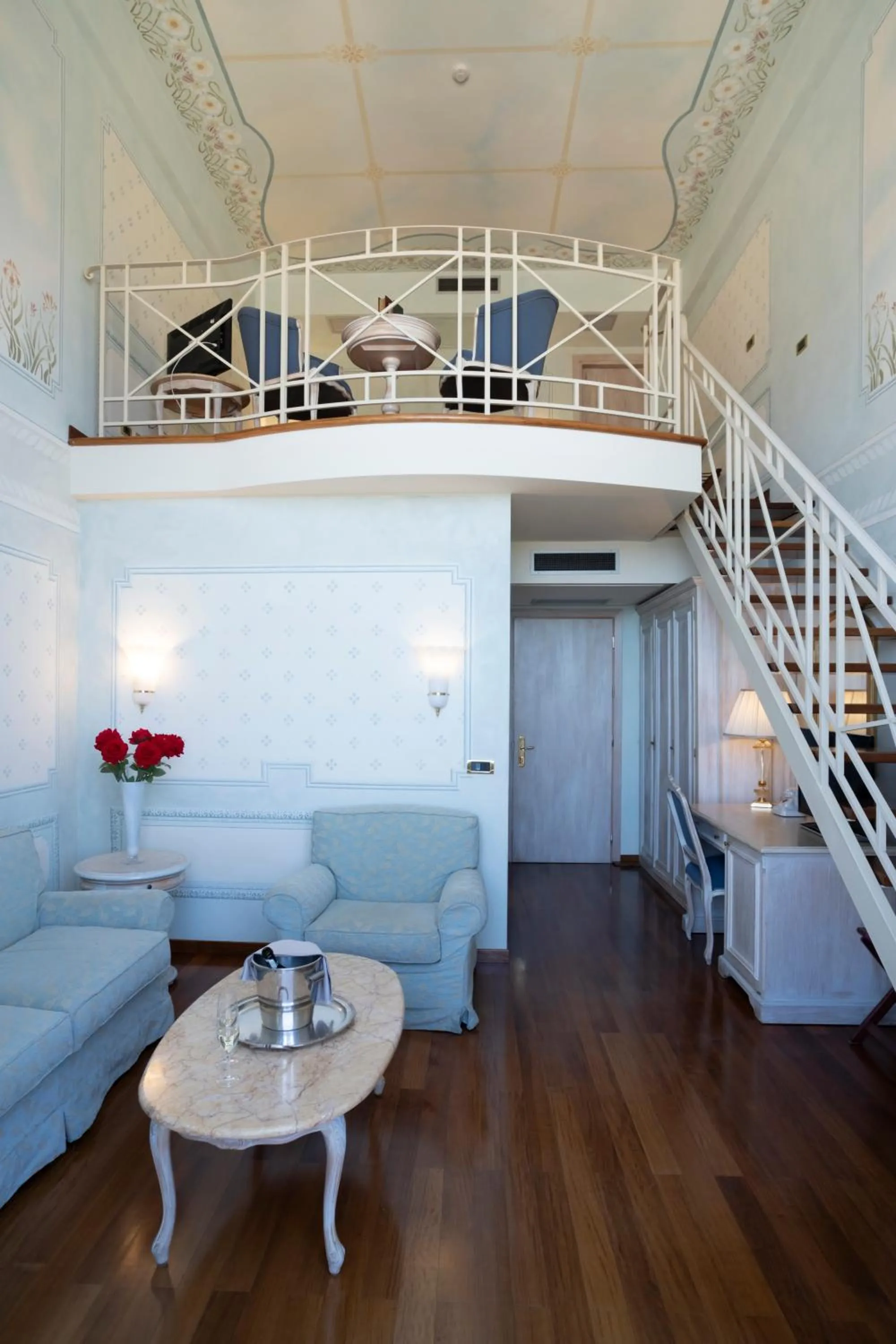 Living room in Suite Hotel Nettuno