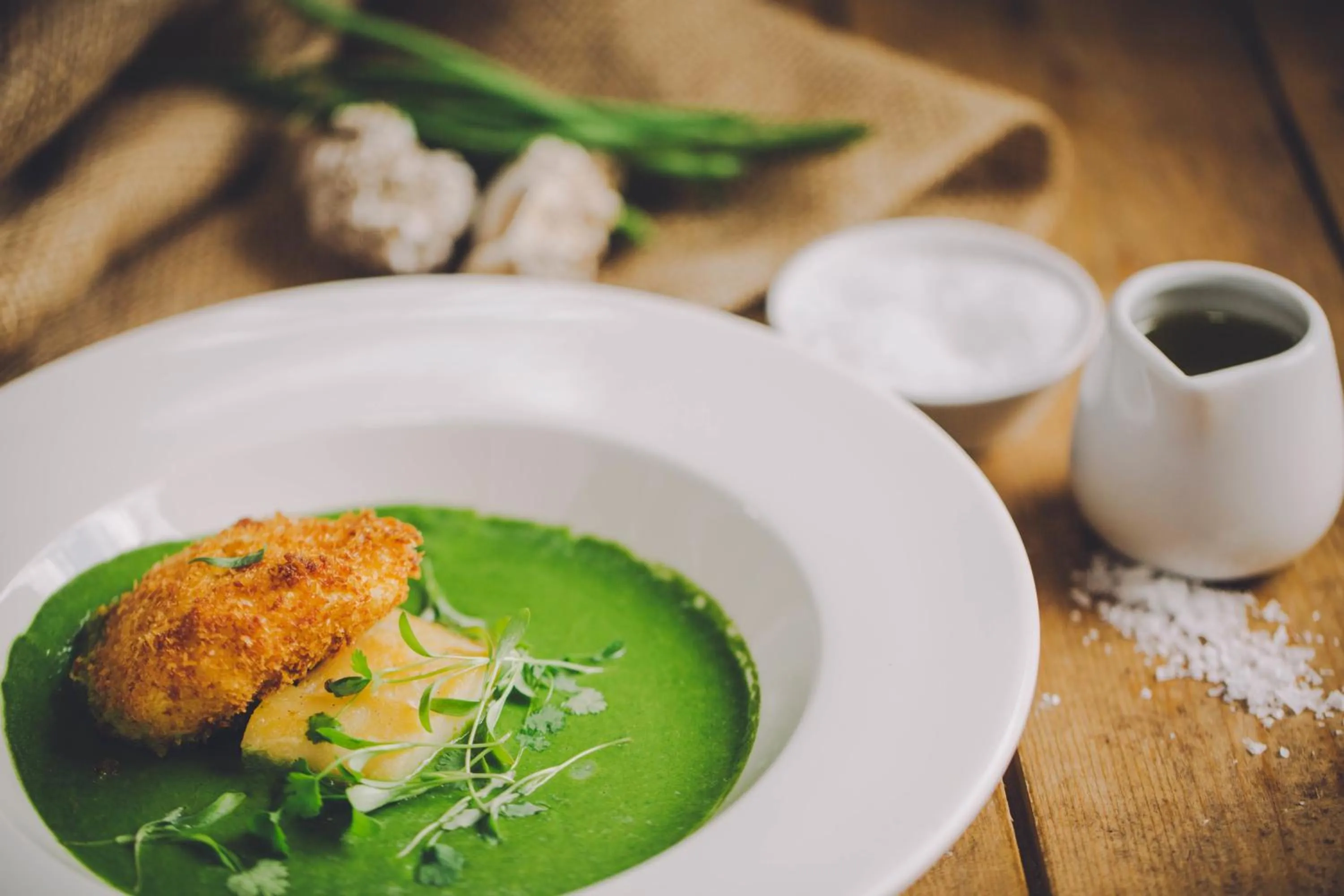 Restaurant/places to eat in The Ashbourne Hotel