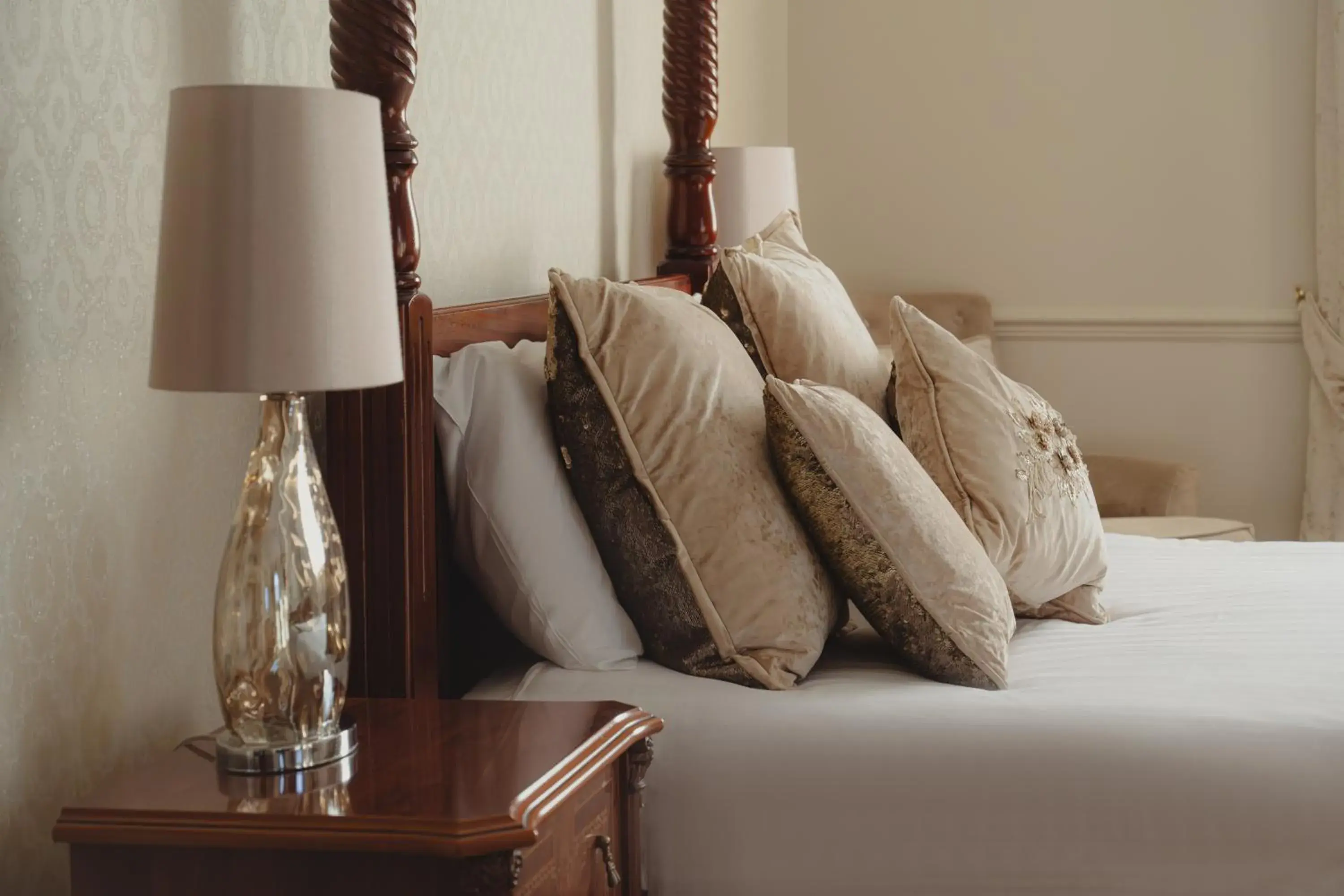 Bed in The Ashbourne Hotel, BW Signature Collection Bed in The Ashbourne Hotel, BW Signature Collection