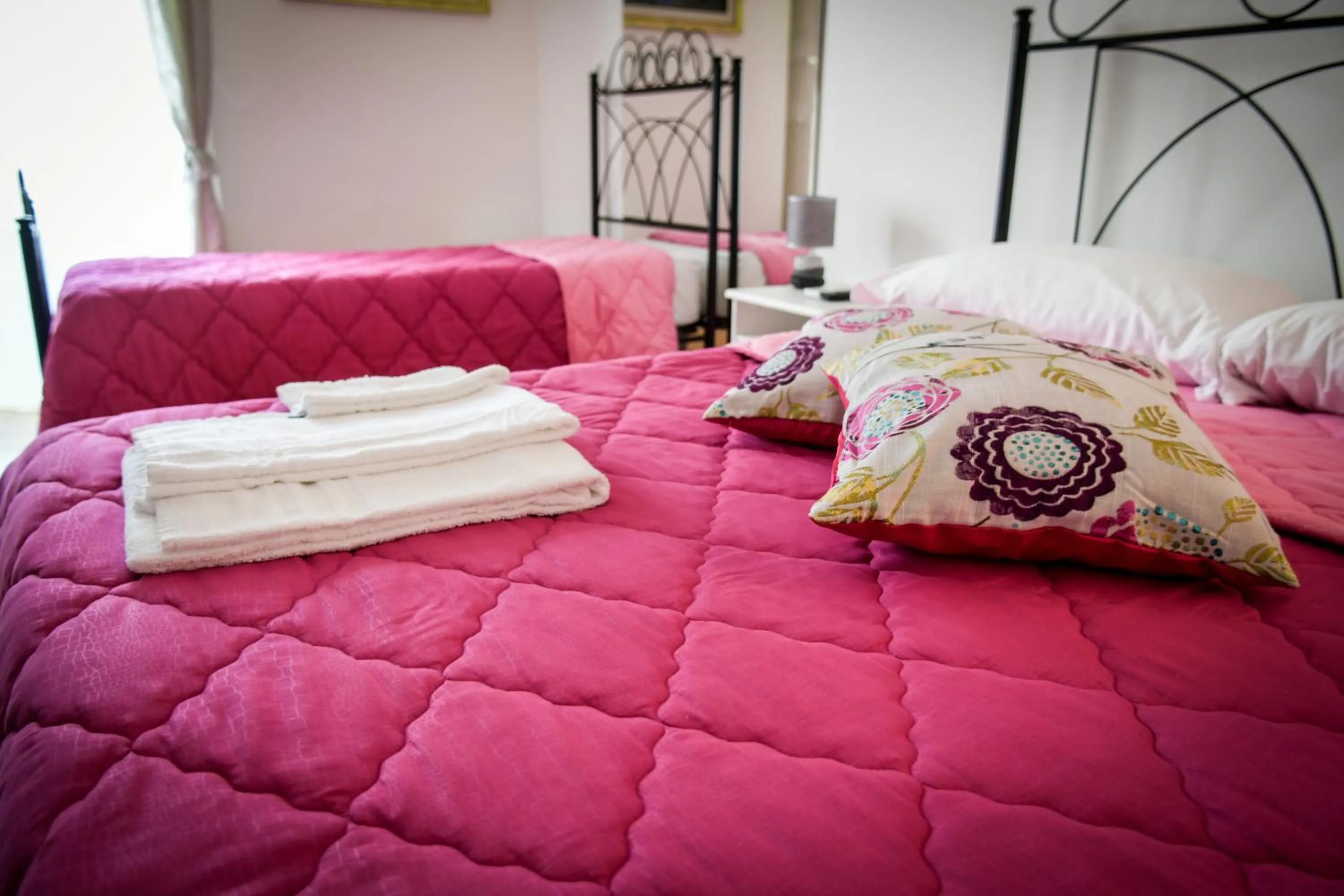 Bed in The Artist's Home Catania Centro