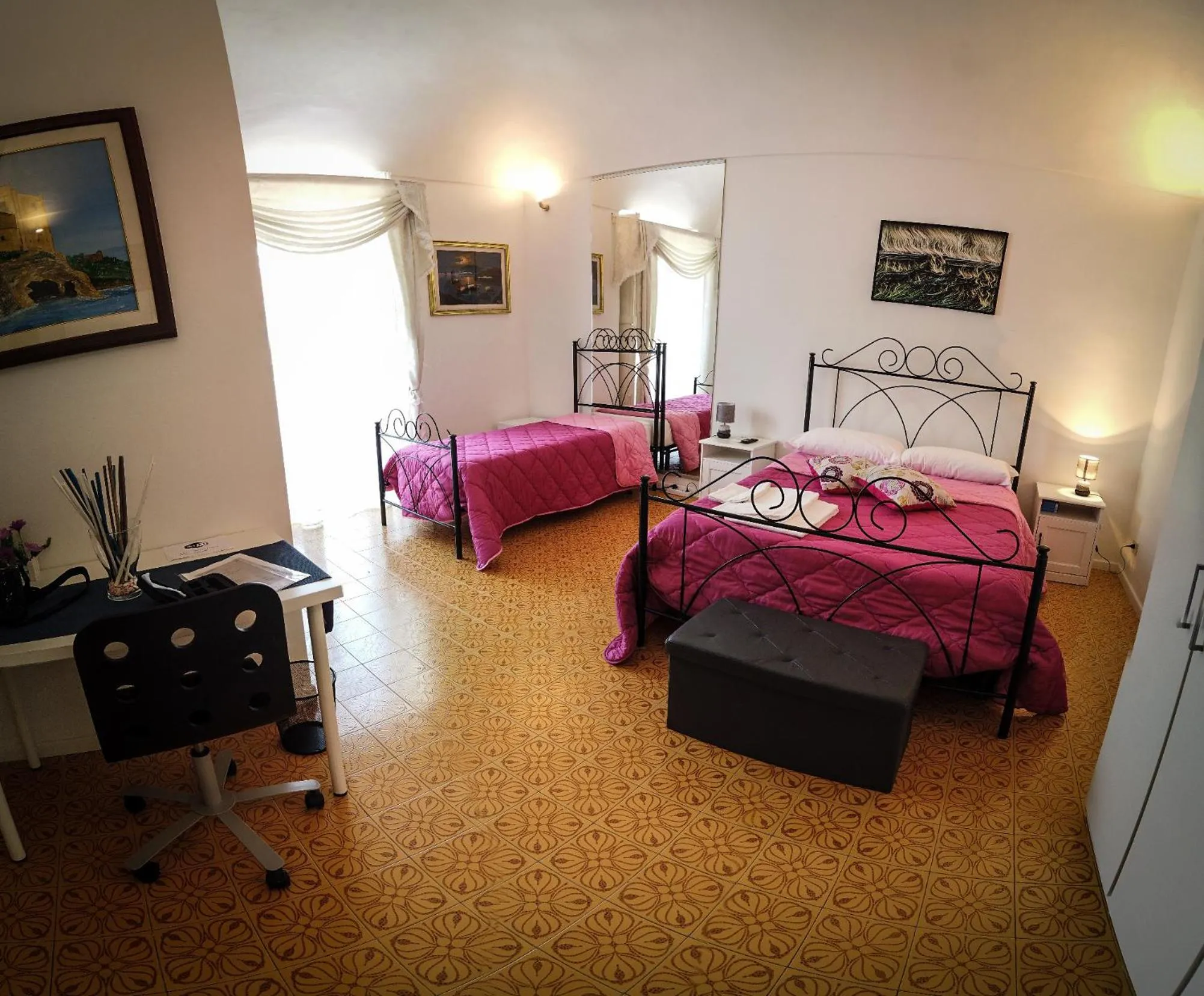 Bed in The Artist's Home Catania Centro