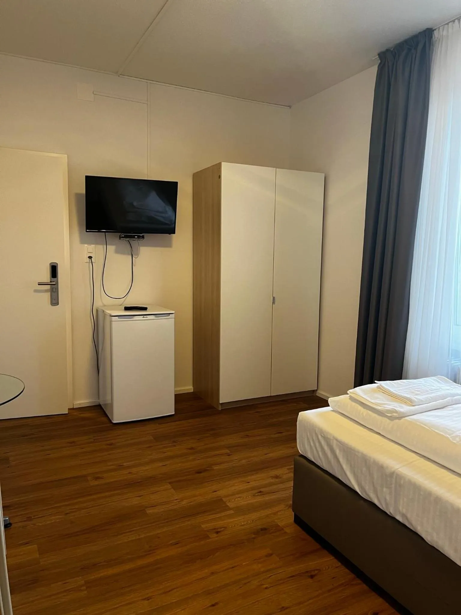 TV and multimedia, Bed in smartroom Rössli Hunzenschwil