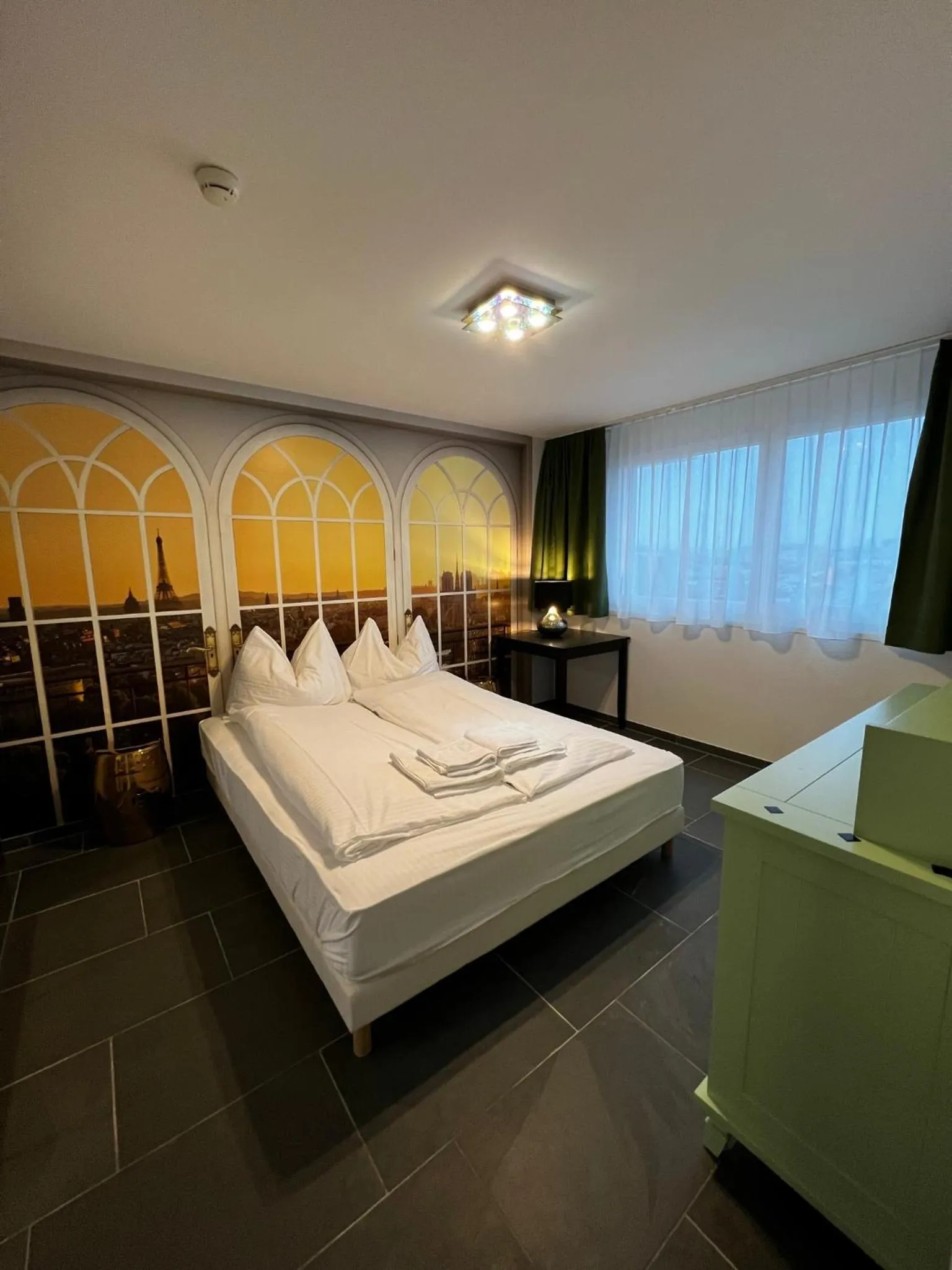 Bedroom, Bed in smartroom Rössli Hunzenschwil