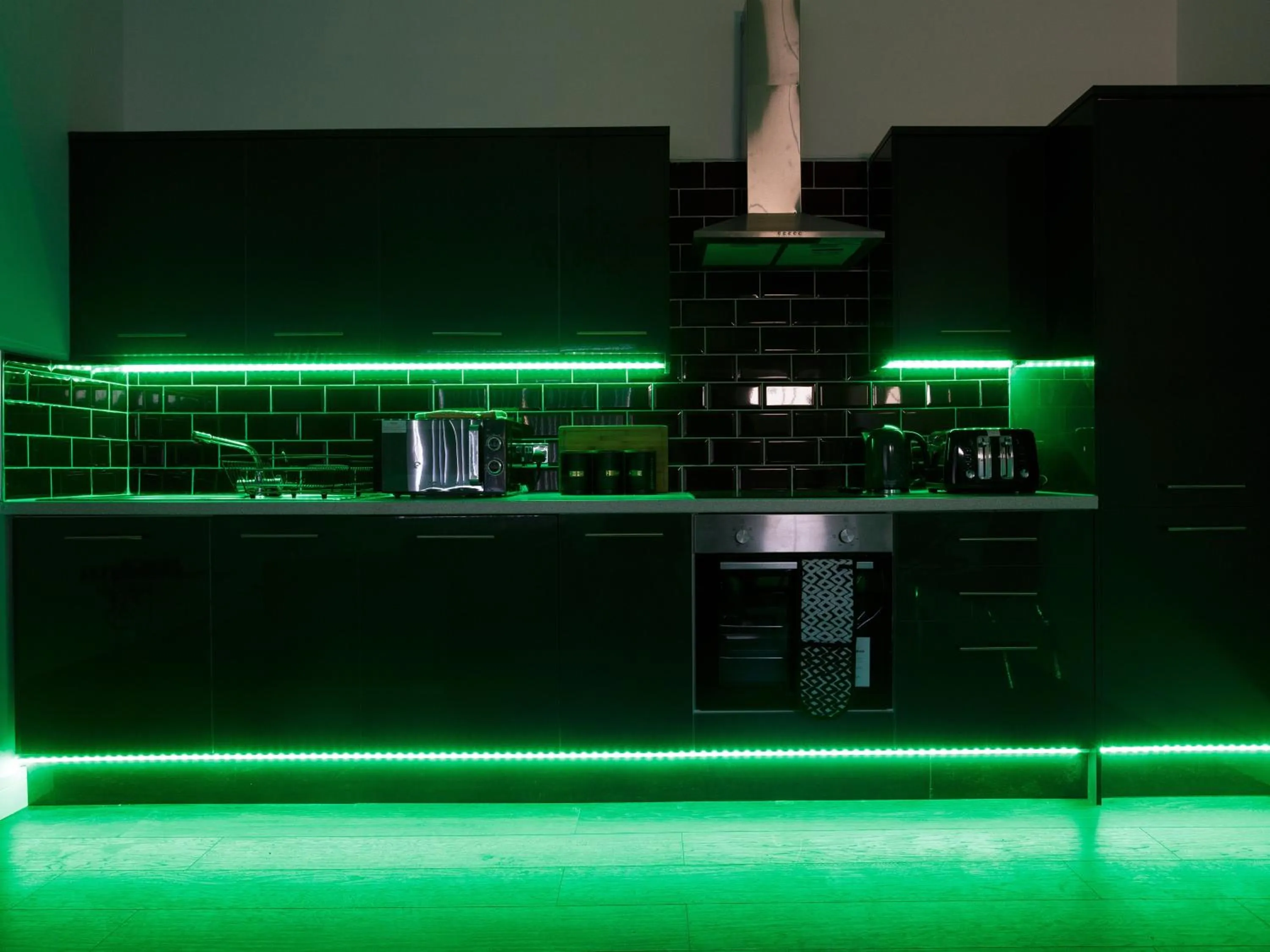 Kitchen or kitchenette in Live in Leeds Greenhill Bungalows