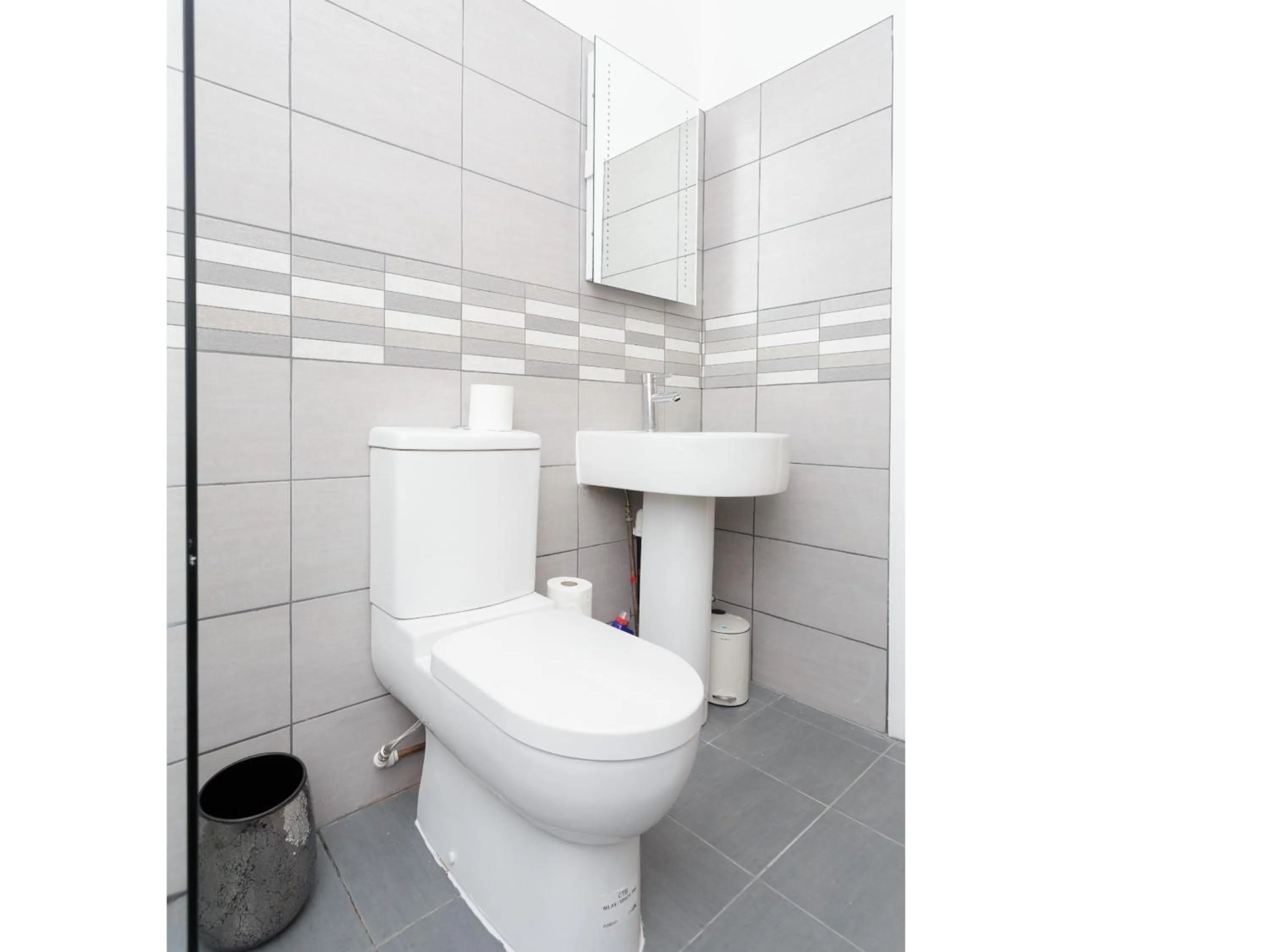 Bathroom in Live in Leeds Greenhill Bungalows