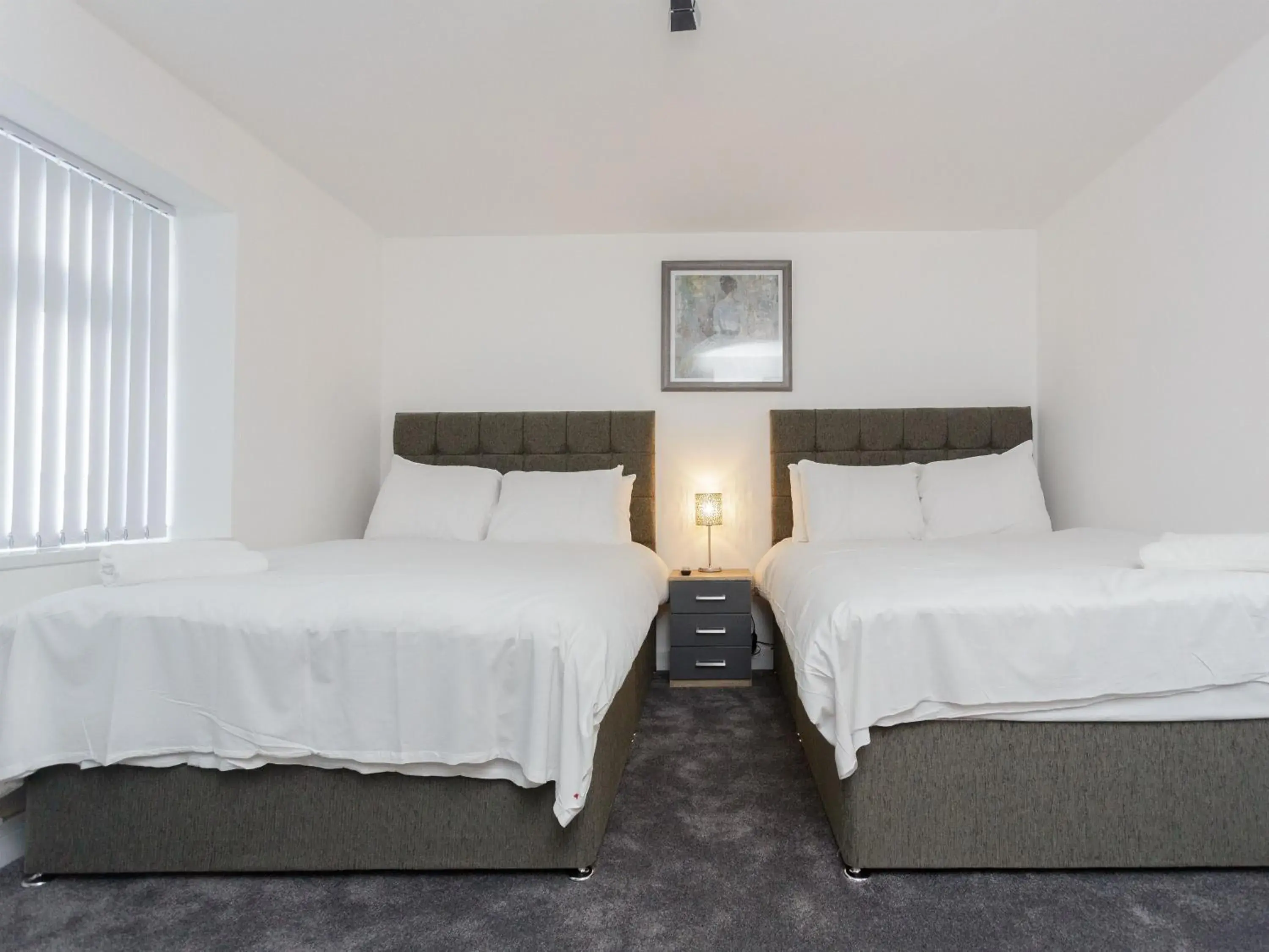 Bedroom, Bed in Live in Leeds Greenhill Bungalows Bedroom, Bed in Live in Leeds Greenhill Bungalows