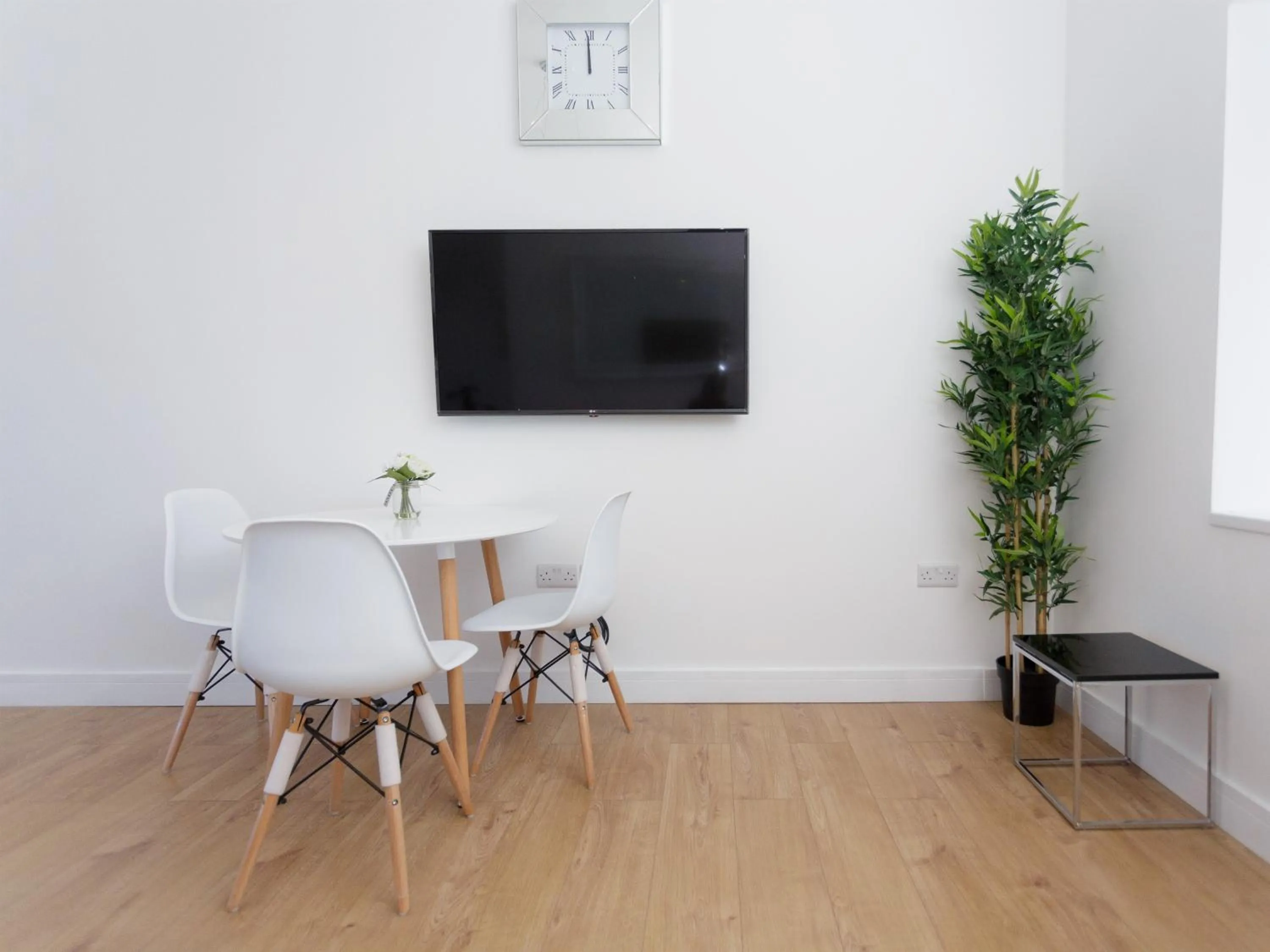 Living room in Live in Leeds Greenhill Bungalows