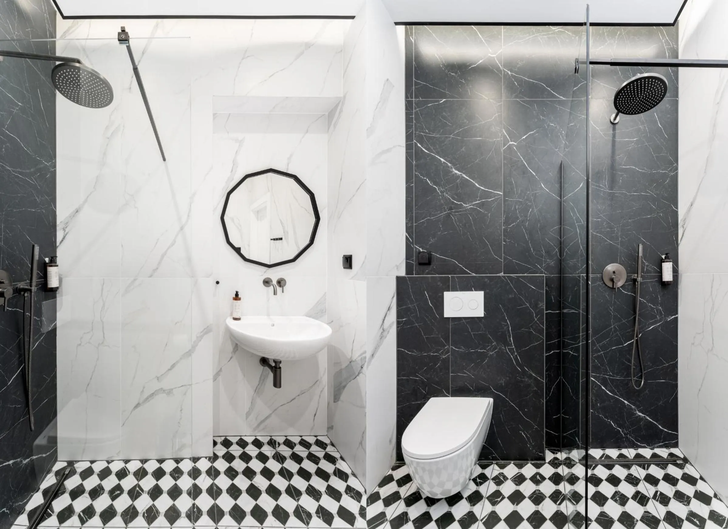 Shower in Wawel Boutique Residence - Krakow Old Town