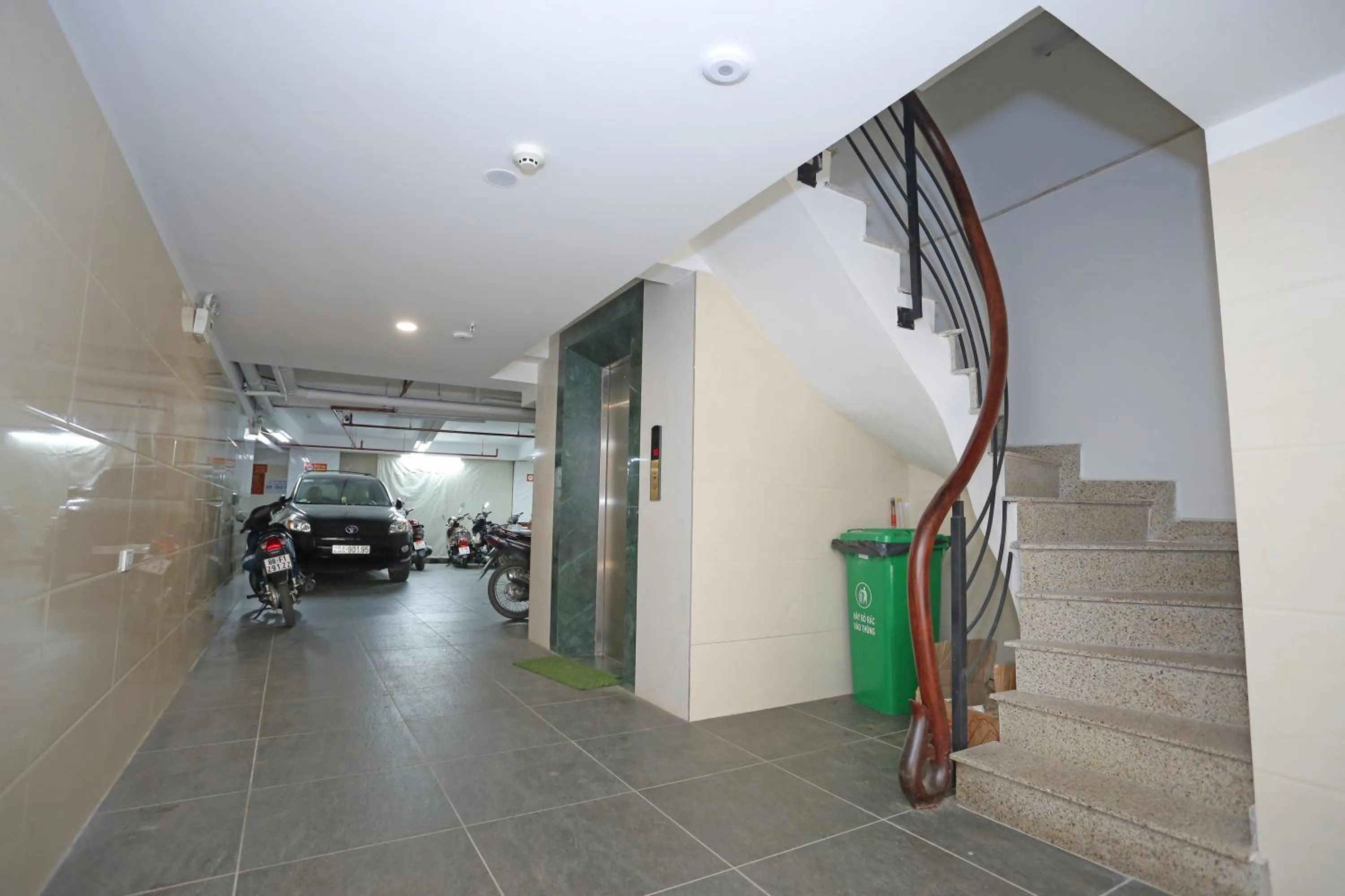 Property building in Cat Linh ARL55 Hotel