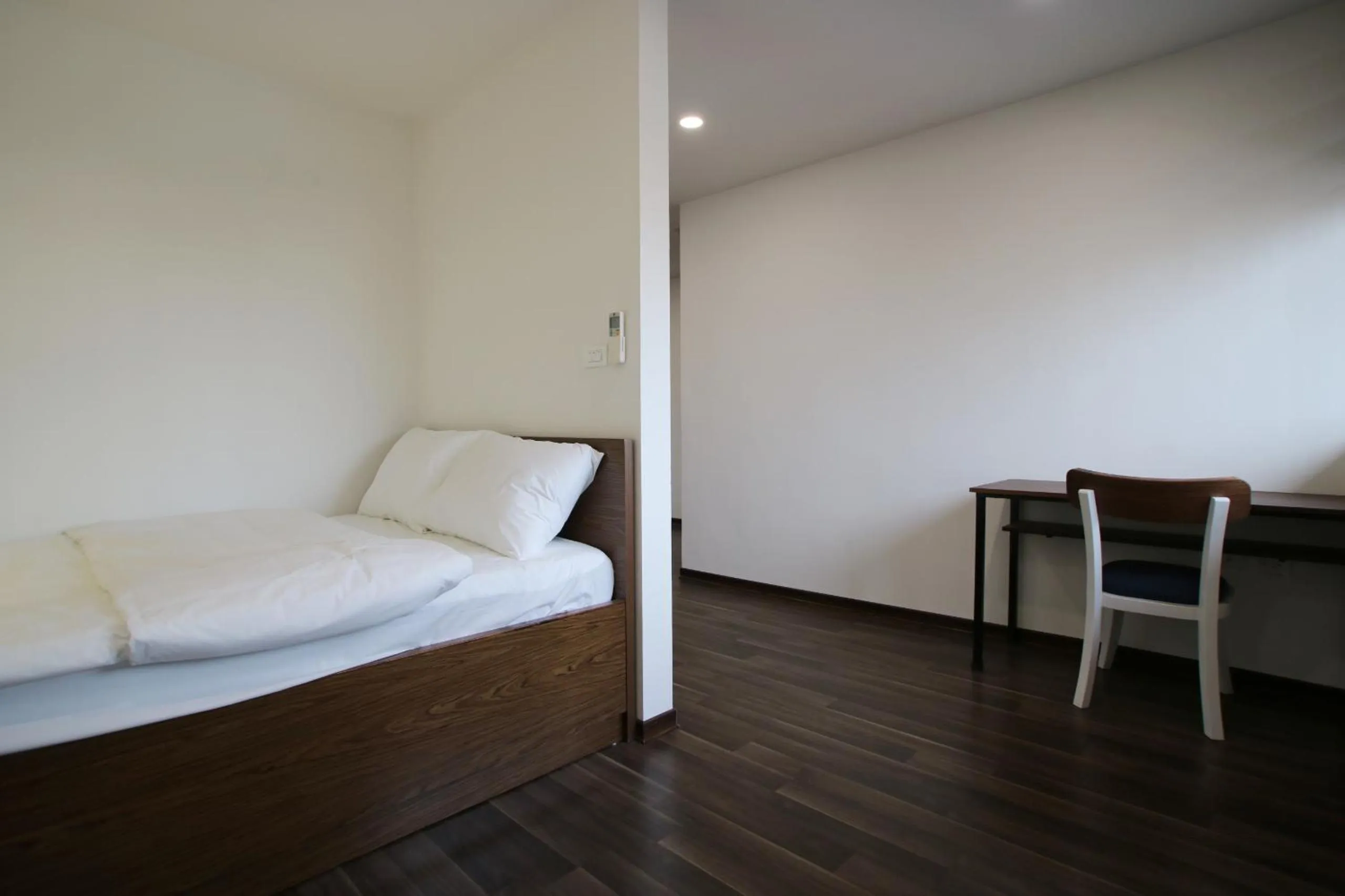 Bedroom, Bed in Cat Linh ARL55 Hotel