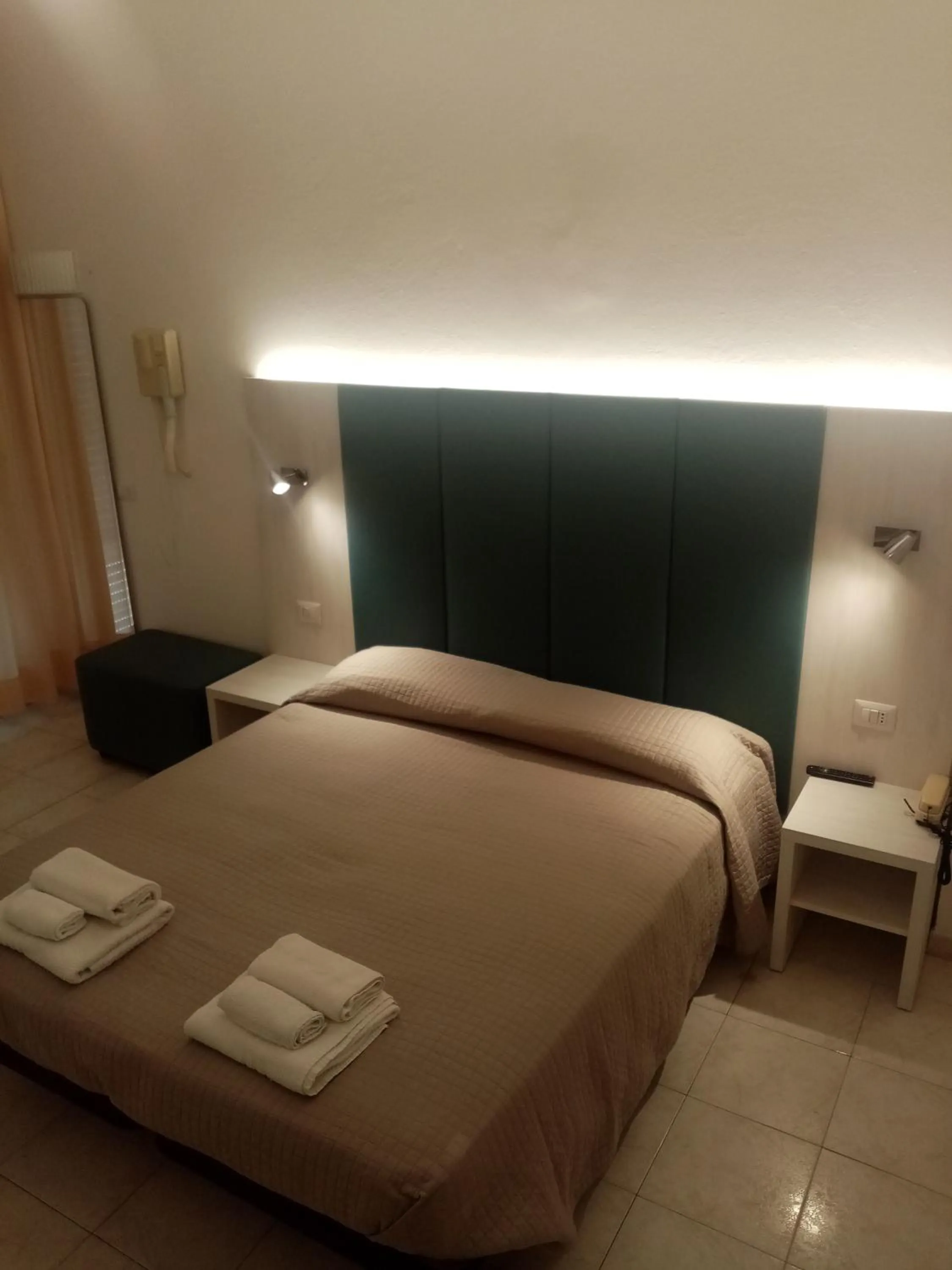 Bed in Hotel Ribot