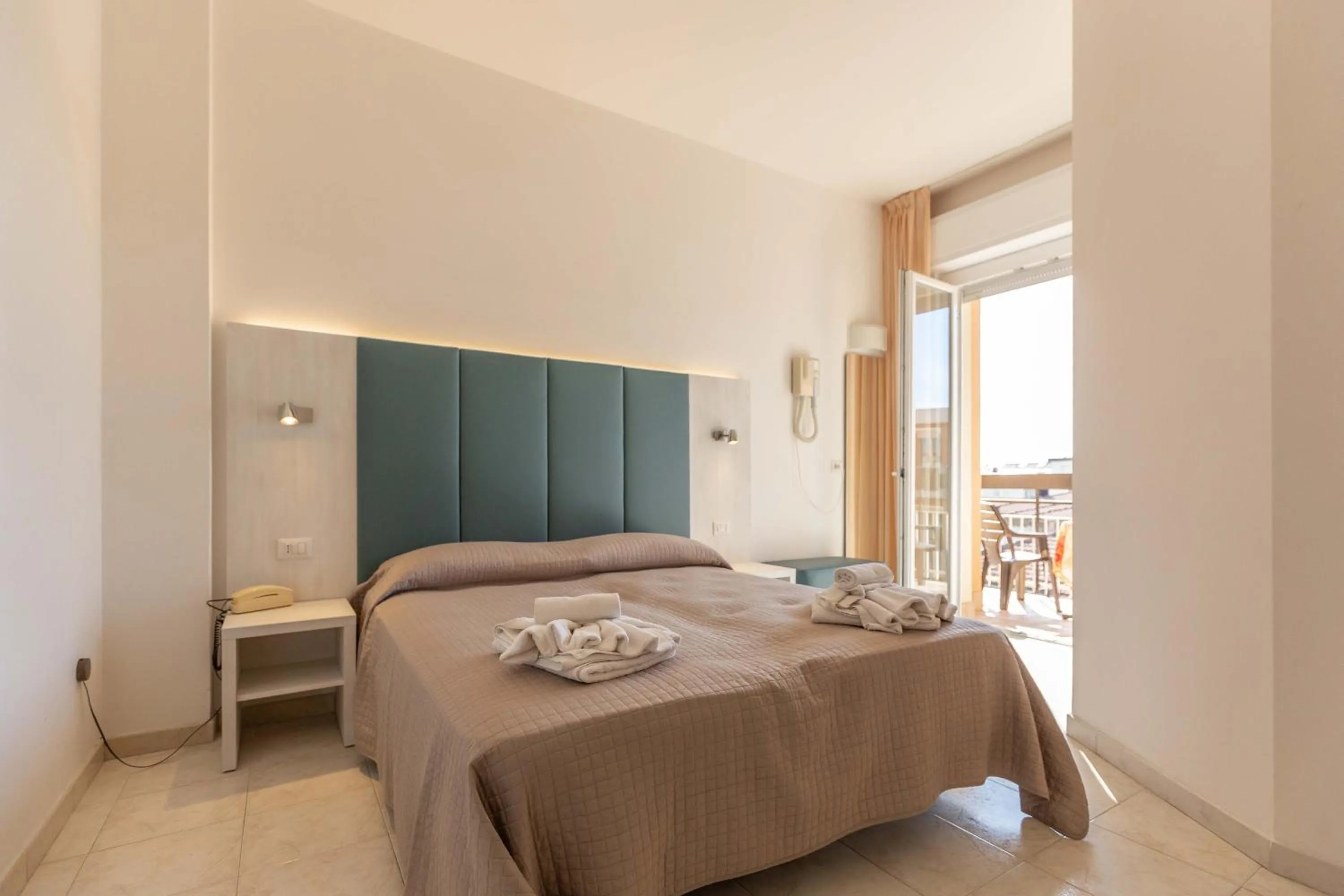 Bed in Hotel Ribot