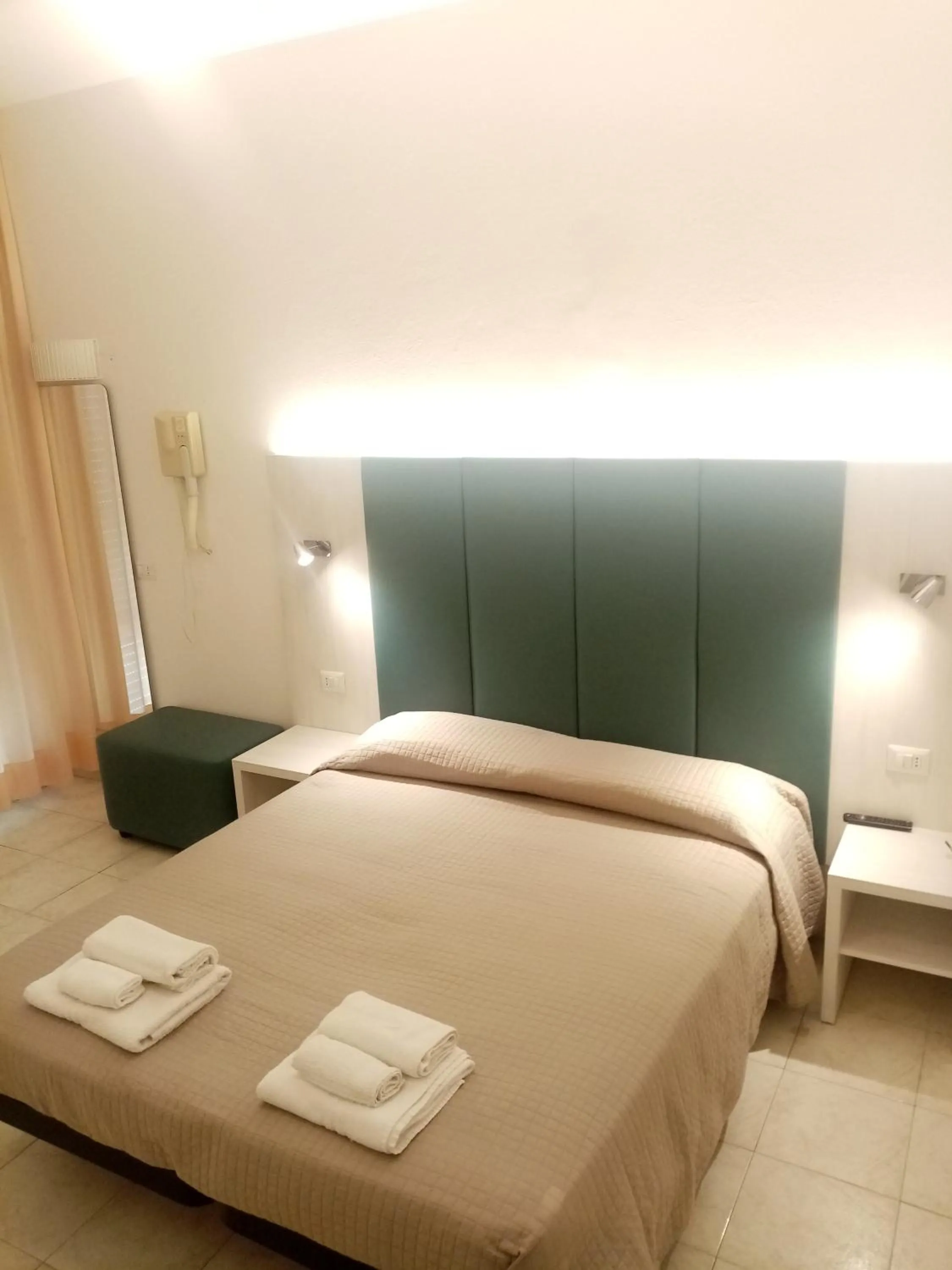 Bed in Hotel Ribot