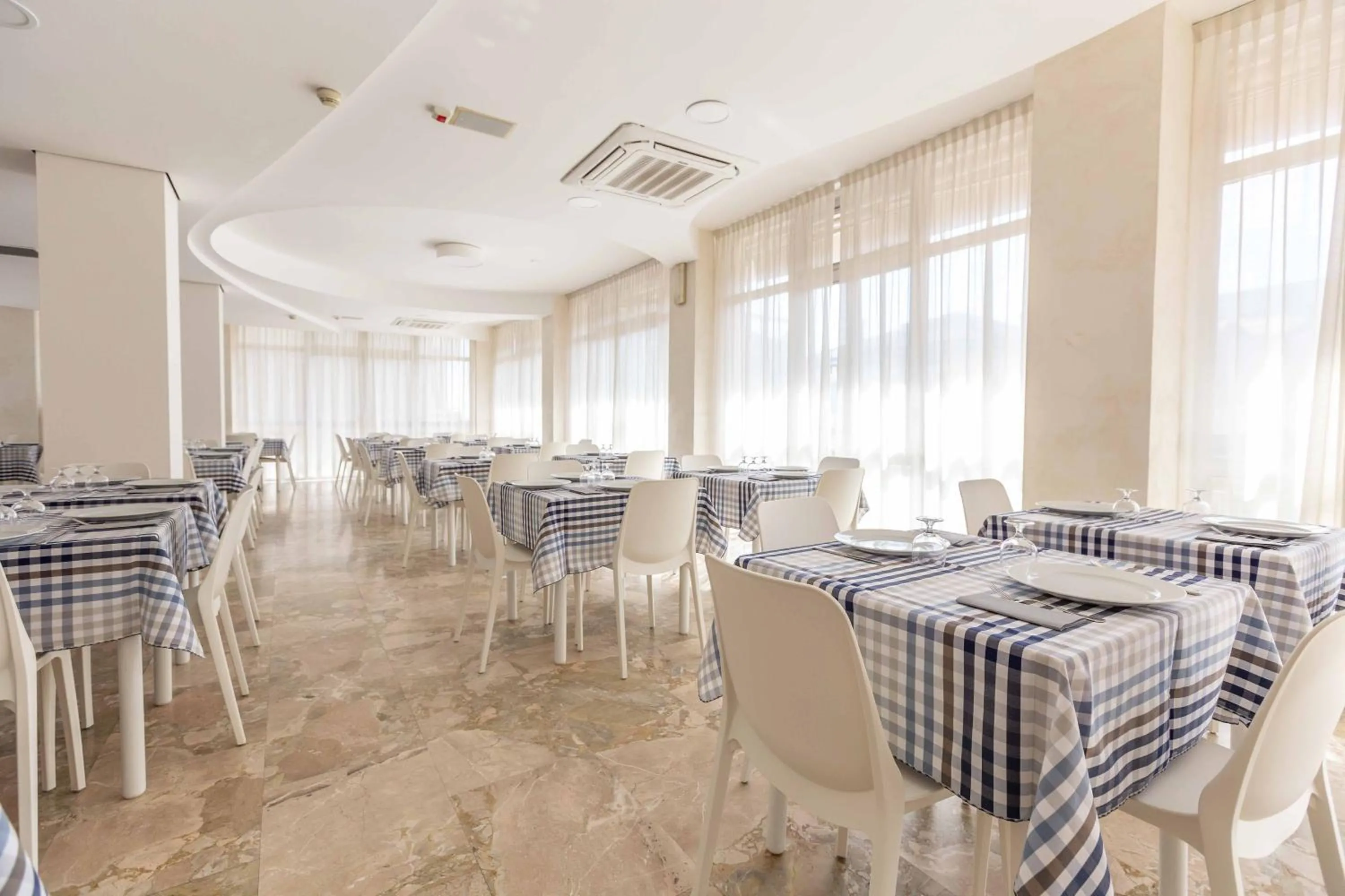 Hotel Ribot
