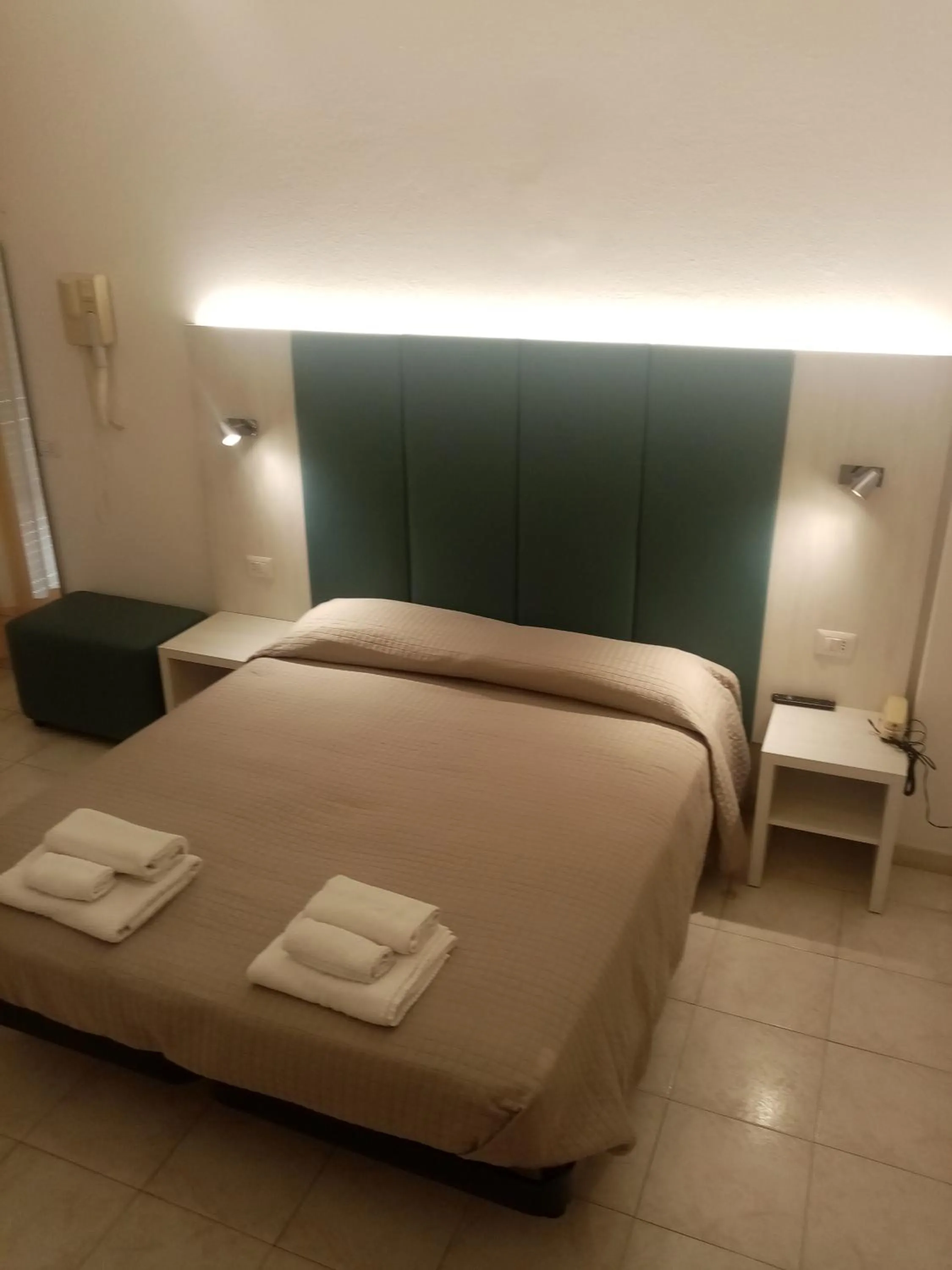 Bed in Hotel Ribot