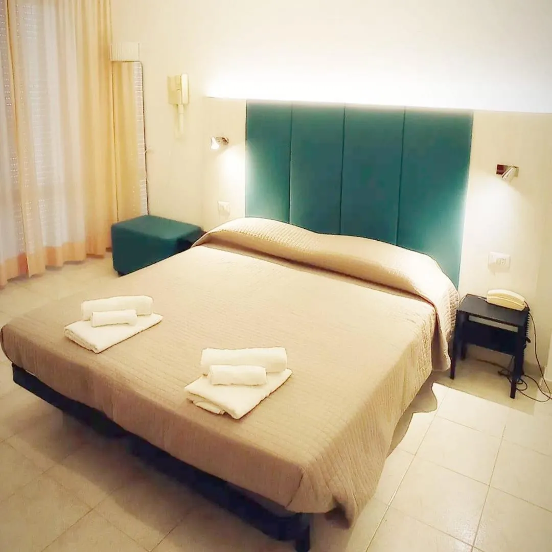 Bed in Hotel Ribot