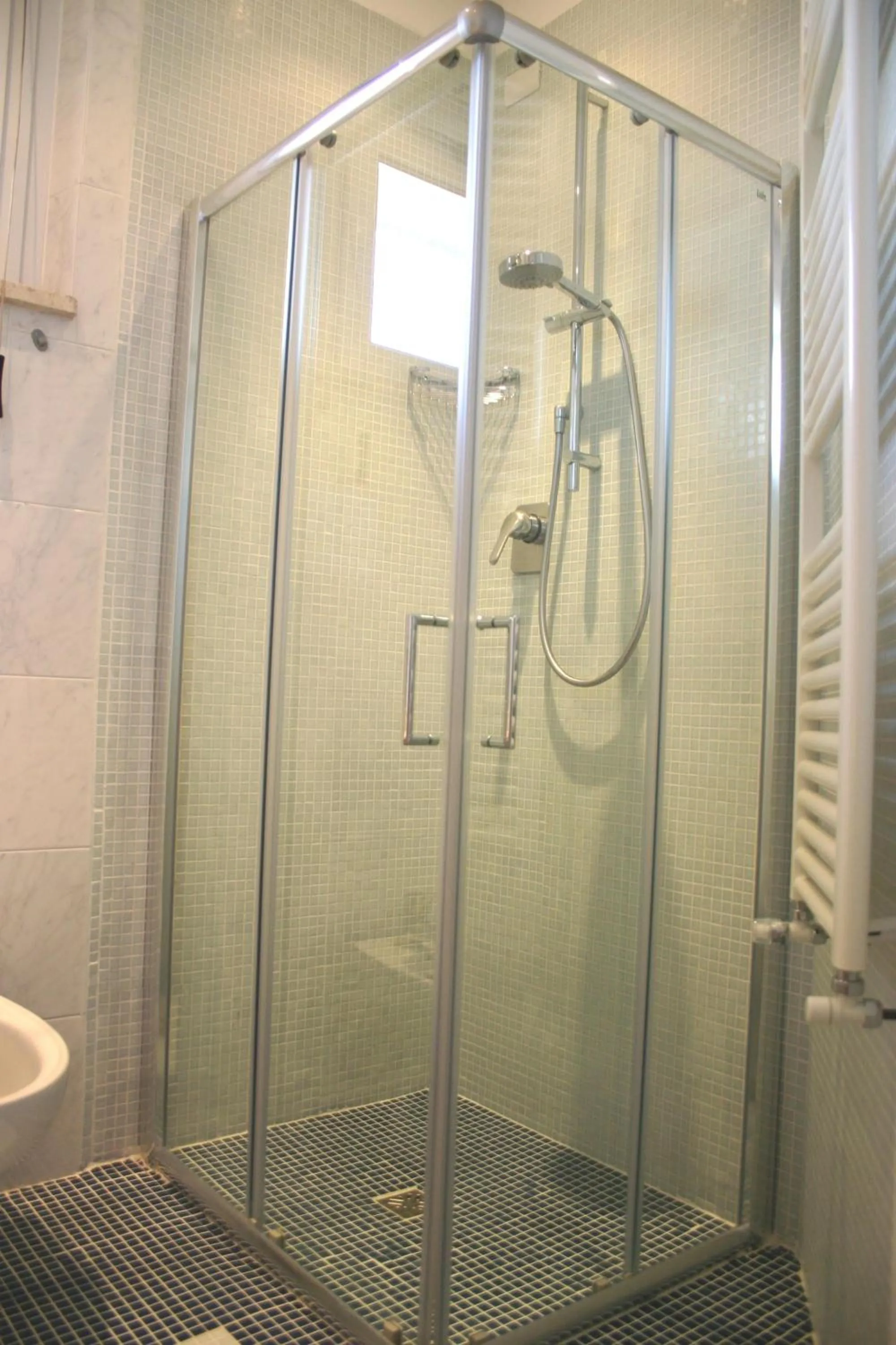 Bathroom in Hotel Ribot