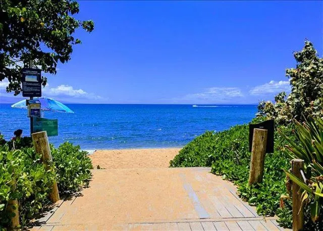 Property building in Honua Kai - Hokulani 712