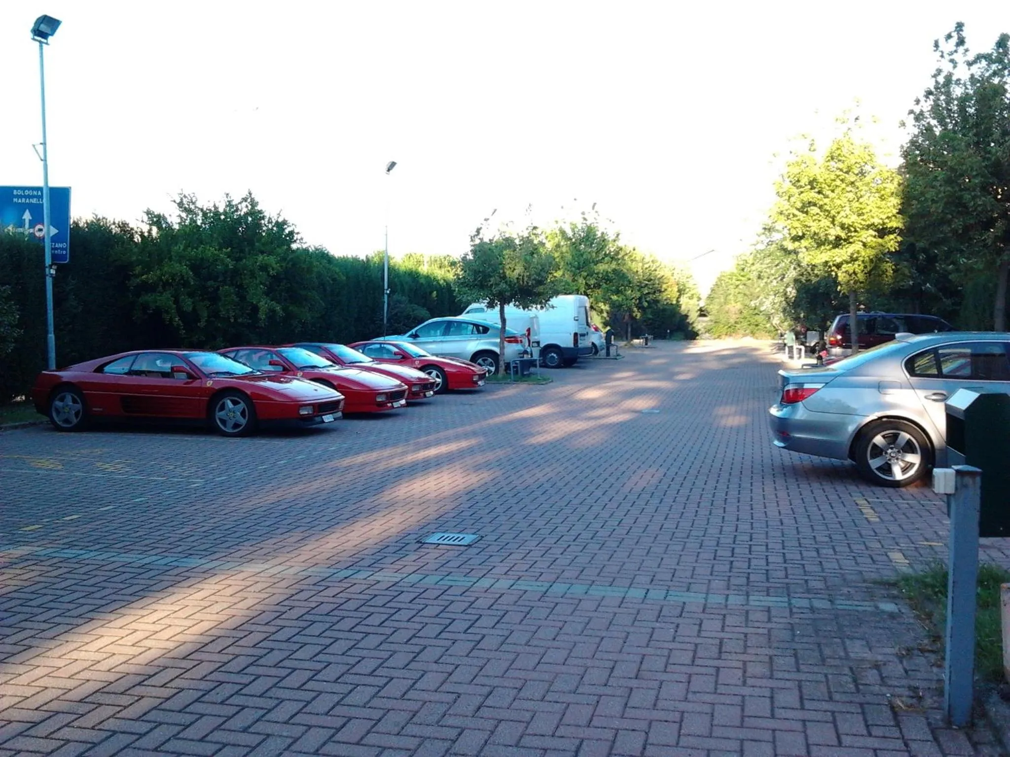 Facade/entrance in Hotel Alexander