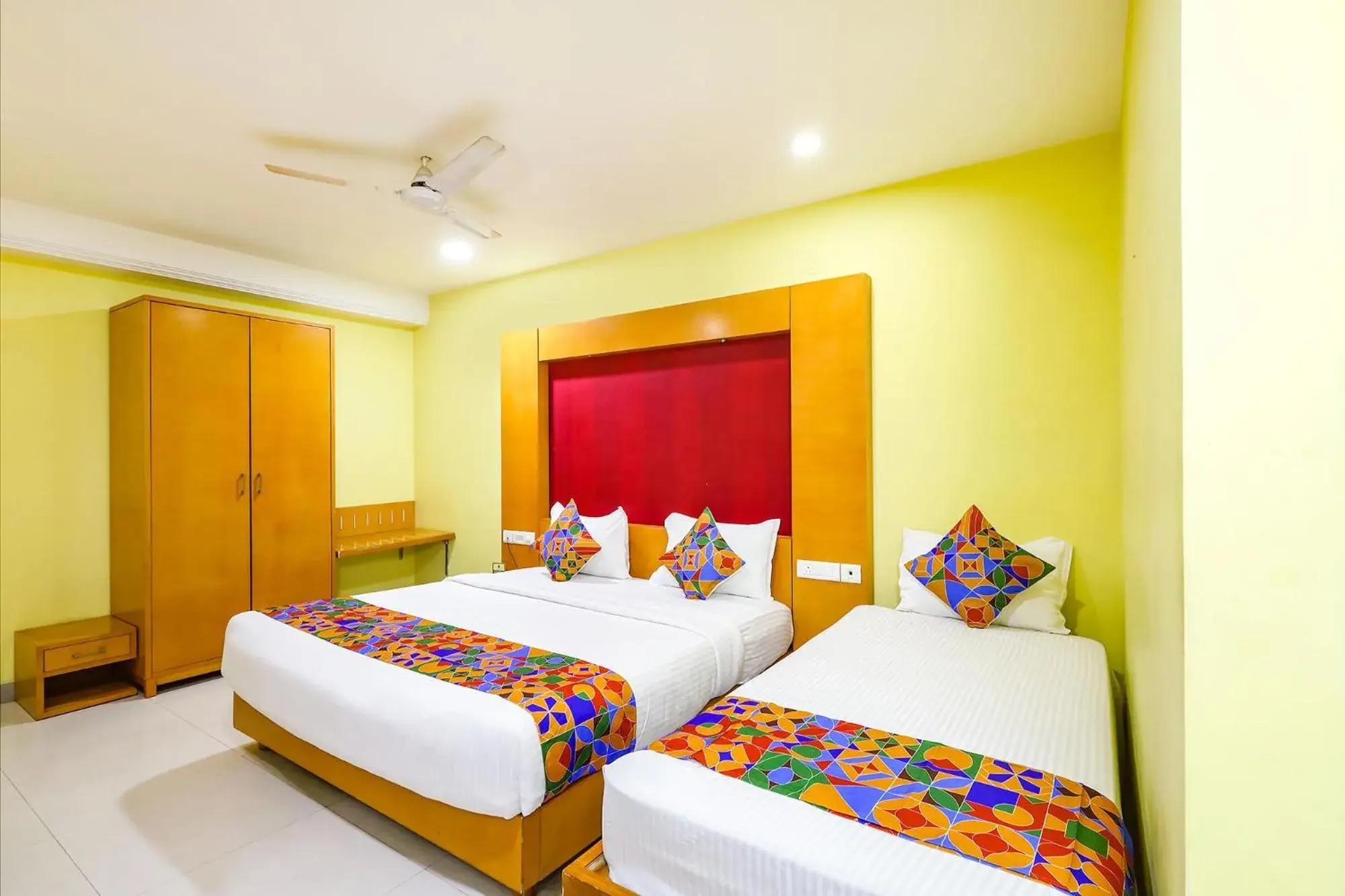 Bed in Fabhotel Prime Mahalaya Residency - Nr Pallavaram Railway Station Bed in Fabhotel Prime Mahalaya Residency - Nr Pallavaram Railway Station