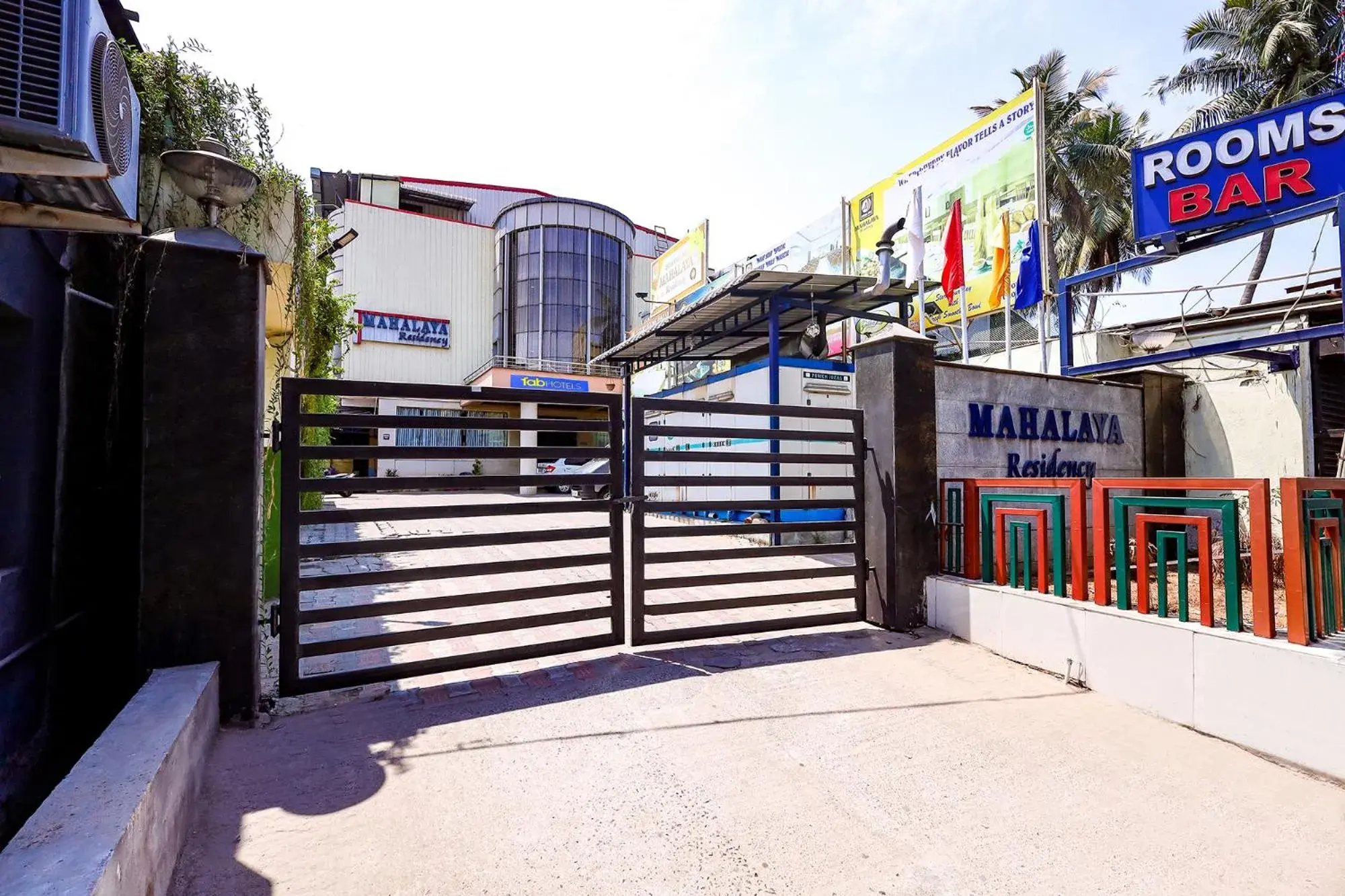 Facade/entrance in Fabhotel Prime Mahalaya Residency - Nr Pallavaram Railway Station Facade/entrance in Fabhotel Prime Mahalaya Residency - Nr Pallavaram Railway Station
