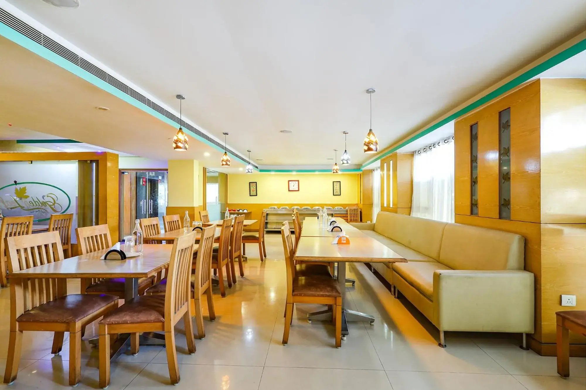 Restaurant/places to eat in Fabhotel Prime Mahalaya Residency - Nr Pallavaram Railway Station Restaurant/places to eat in Fabhotel Prime Mahalaya Residency - Nr Pallavaram Railway Station