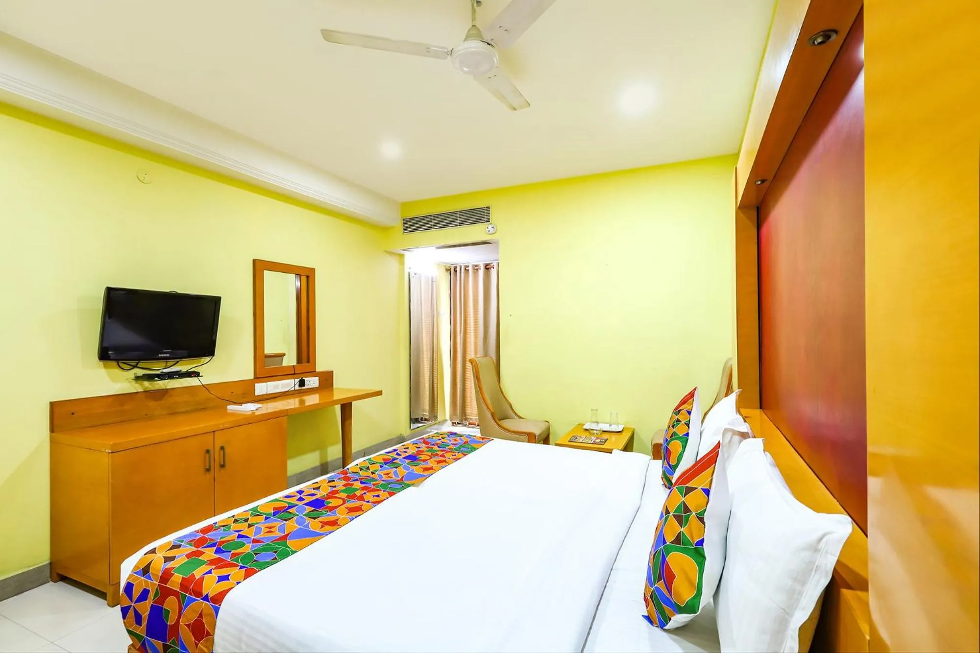 Bed in Fabhotel Prime Mahalaya Residency - Nr Pallavaram Railway Station