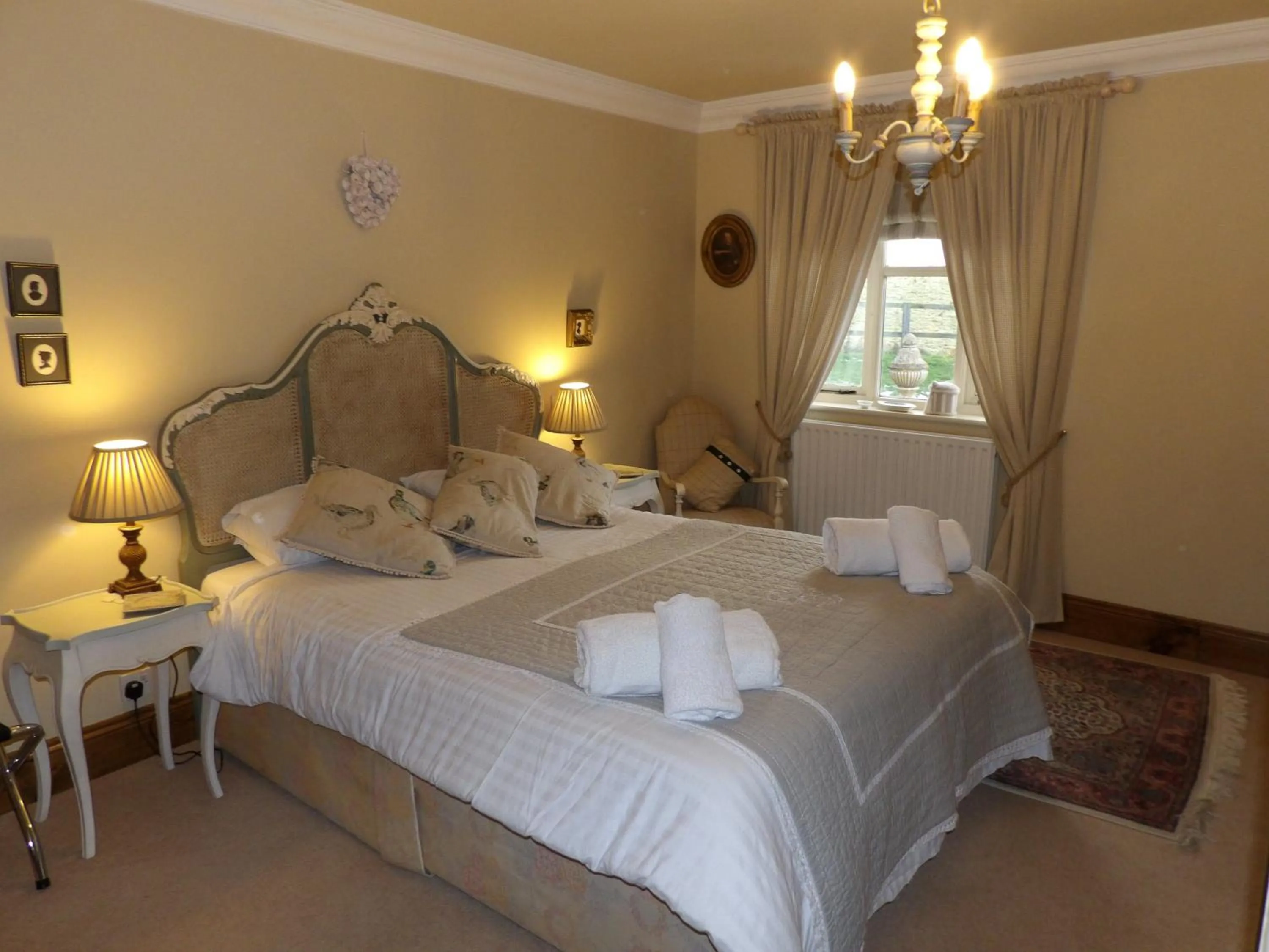 Bed in Broccoli Bottom