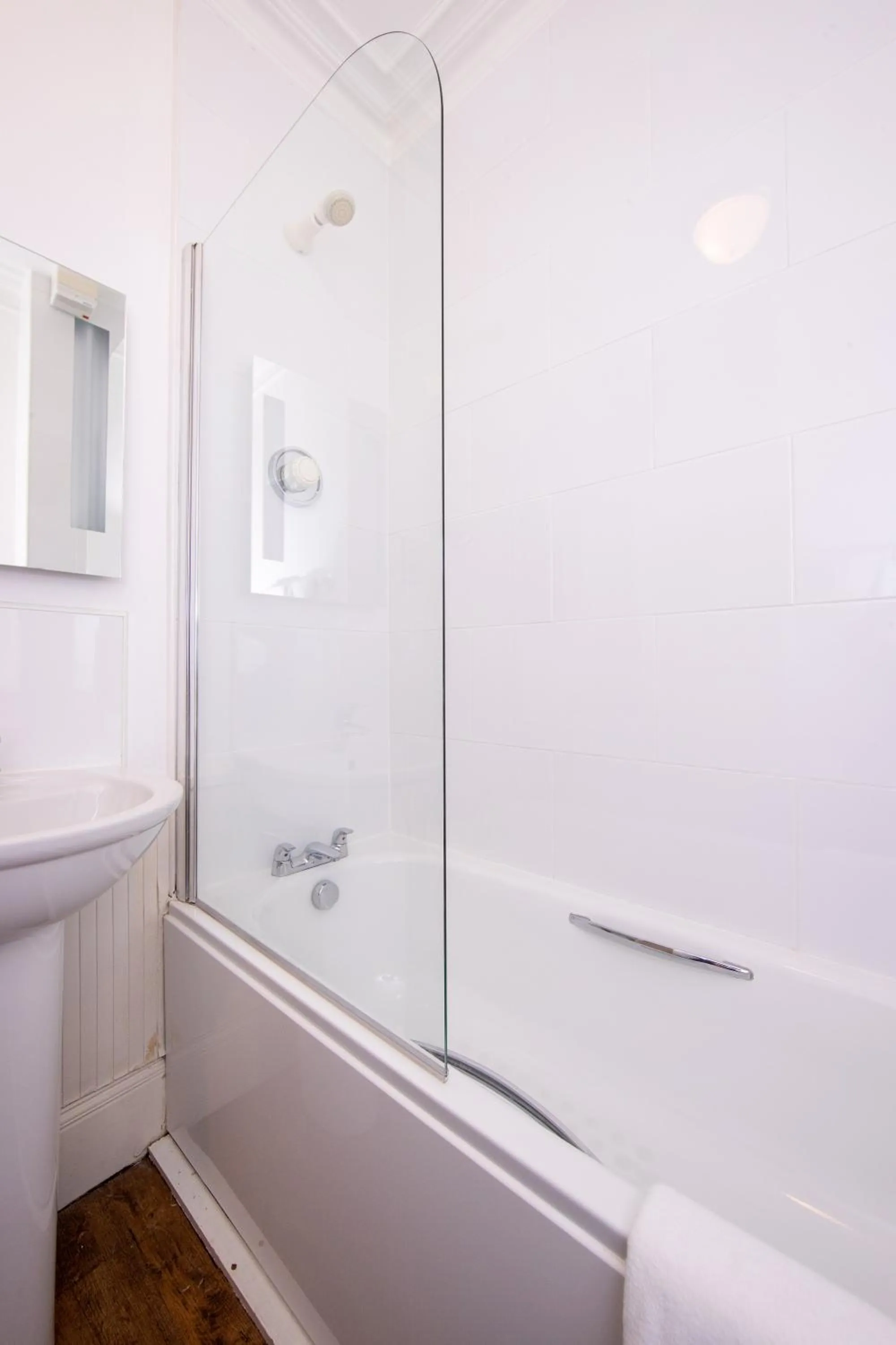 Bathroom in Karma Lake Of Menteith Hotel