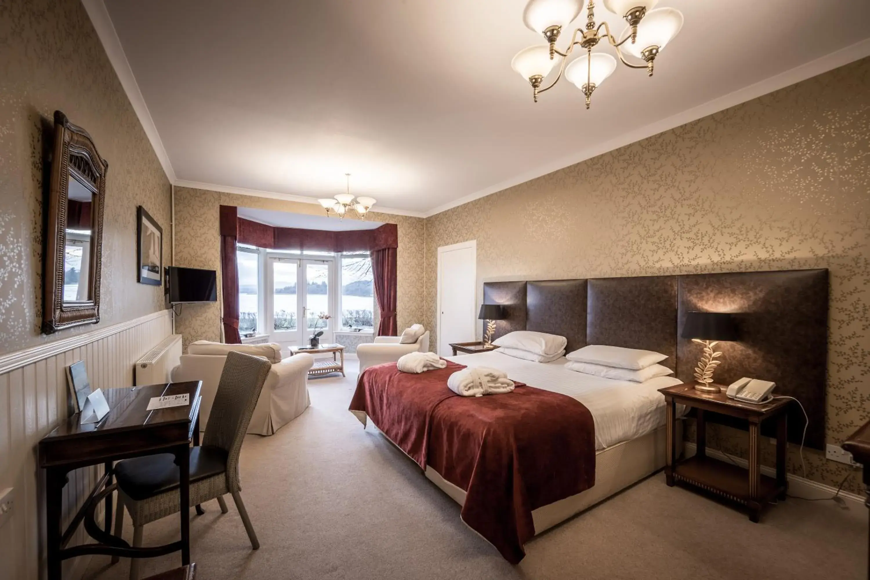 Superior Double Room in Karma Lake Of Menteith Hotel Superior Double Room in Karma Lake Of Menteith Hotel